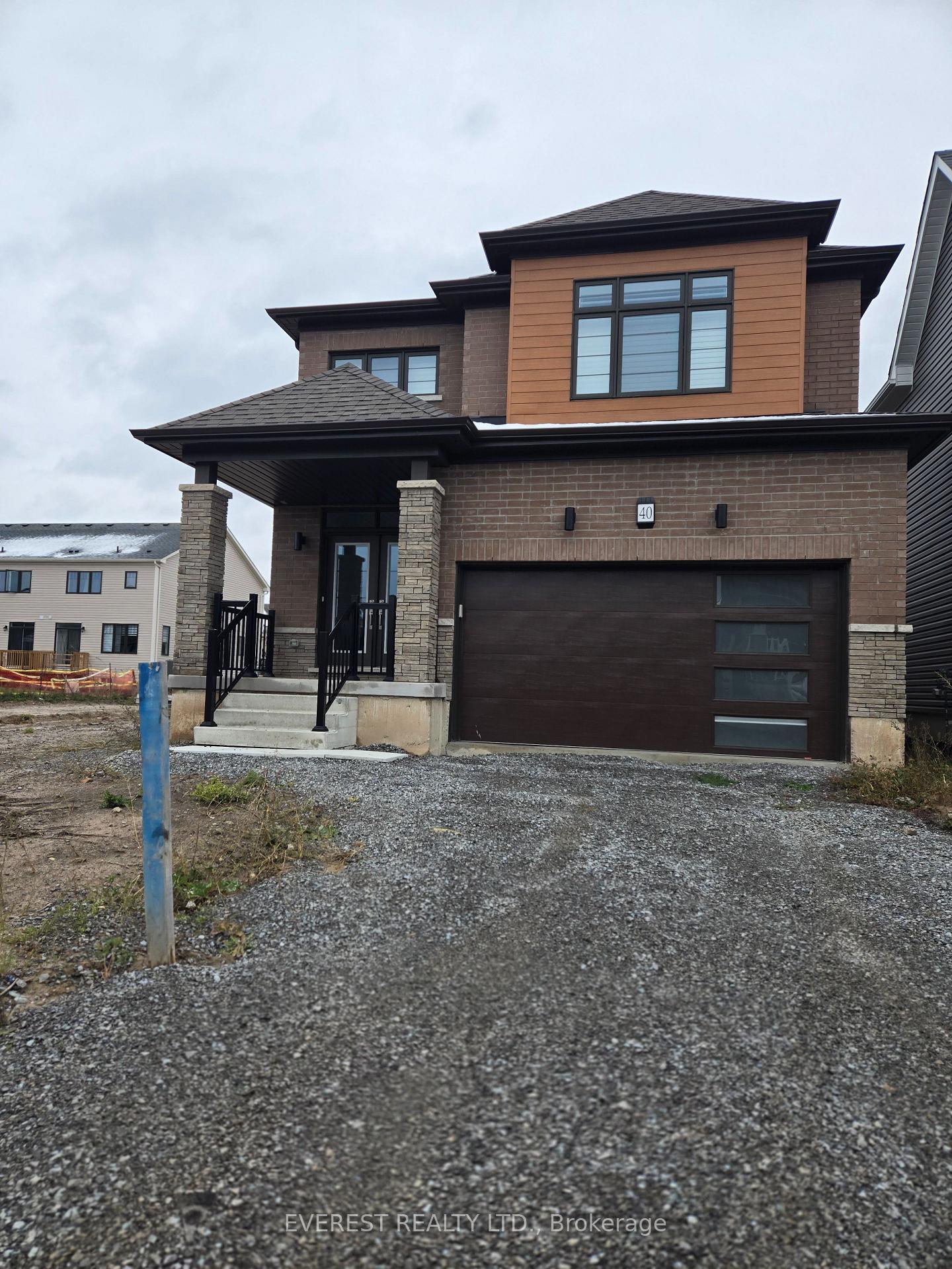 Photo 1 of 40 Lemon Avenue, Thorold, Hurricane/Merrittville — HOMEH