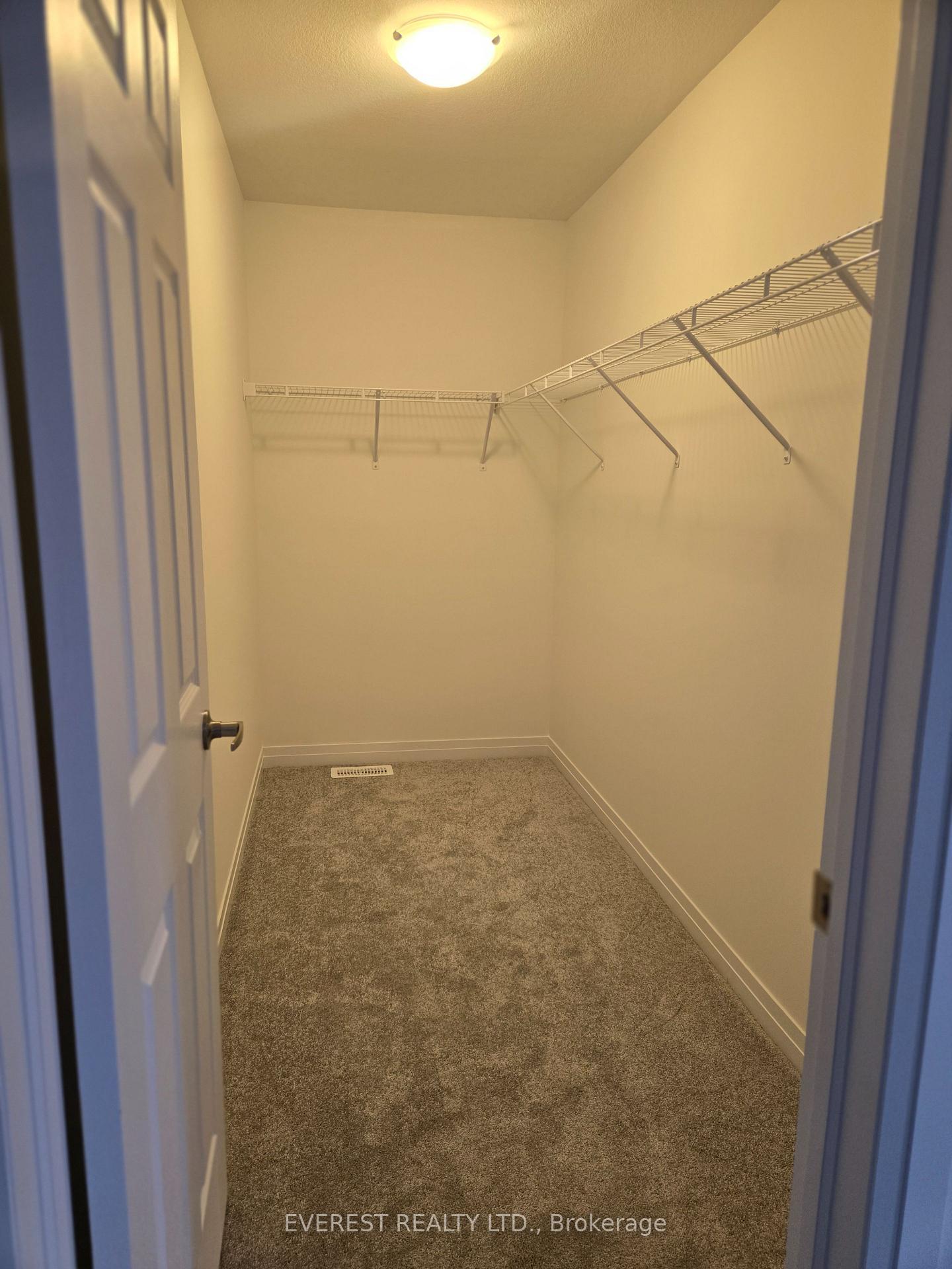 Photo 10 of 40 Lemon Avenue, Thorold, Hurricane/Merrittville — HOMEH