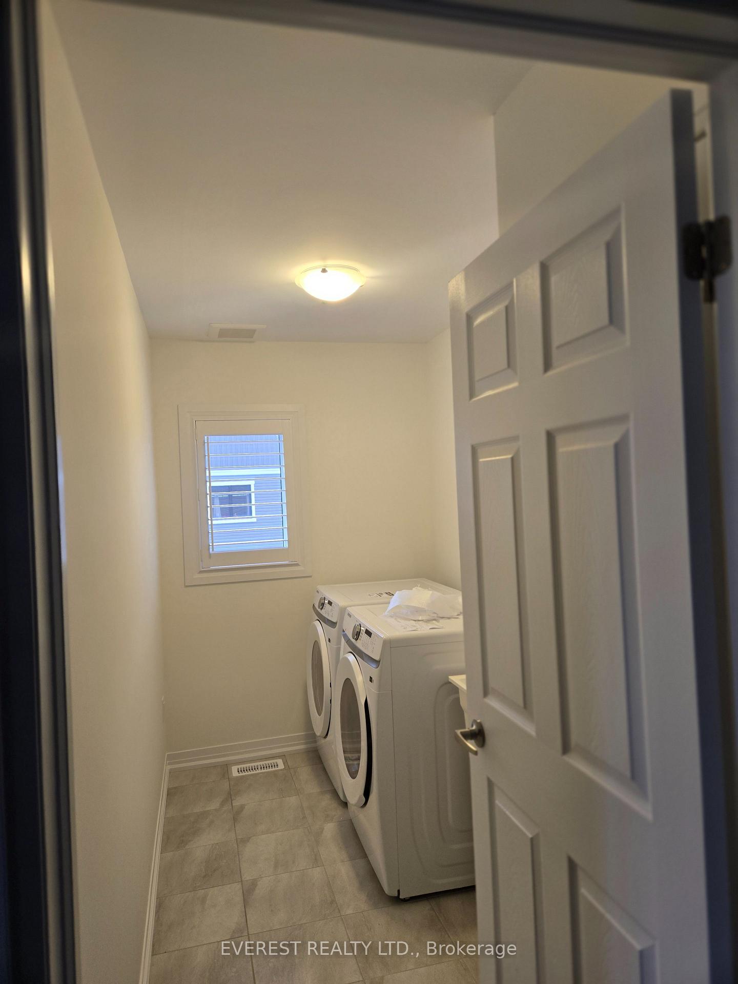 Photo 18 of 40 Lemon Avenue, Thorold, Hurricane/Merrittville — HOMEH