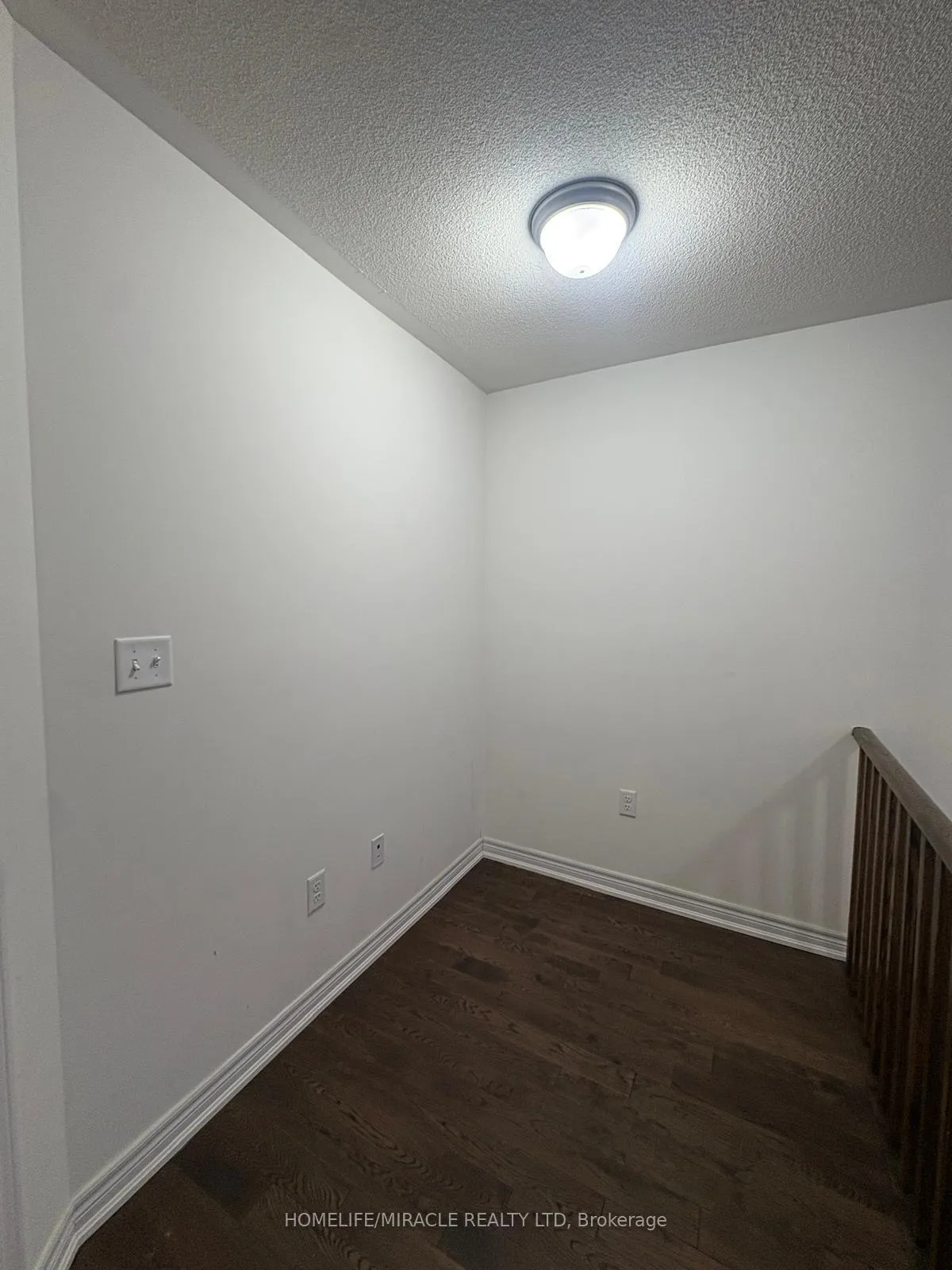Photo 12 of 5 Donald Stewart Road, Brampton, Northwest Brampton — HOMEH