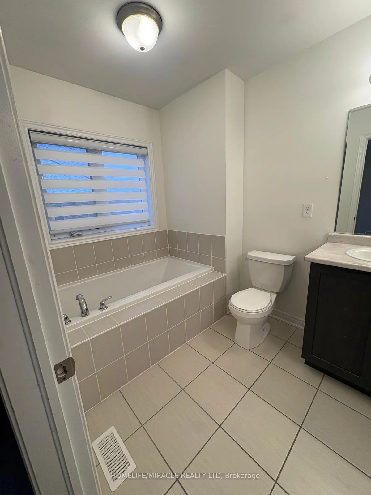 Photo 27 of 5 Donald Stewart Road, Brampton, Northwest Brampton — HOMEH