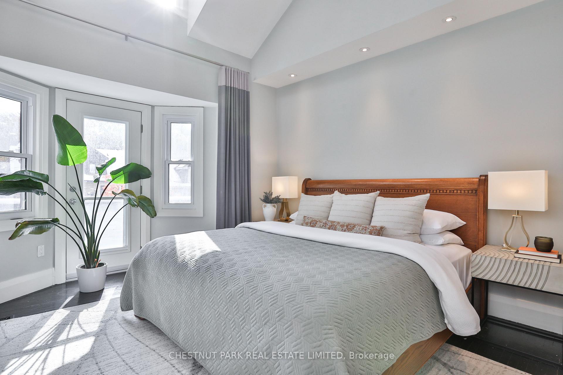 Photo 2 of 122 Ivy Avenue, Toronto, South Riverdale — HOMEH