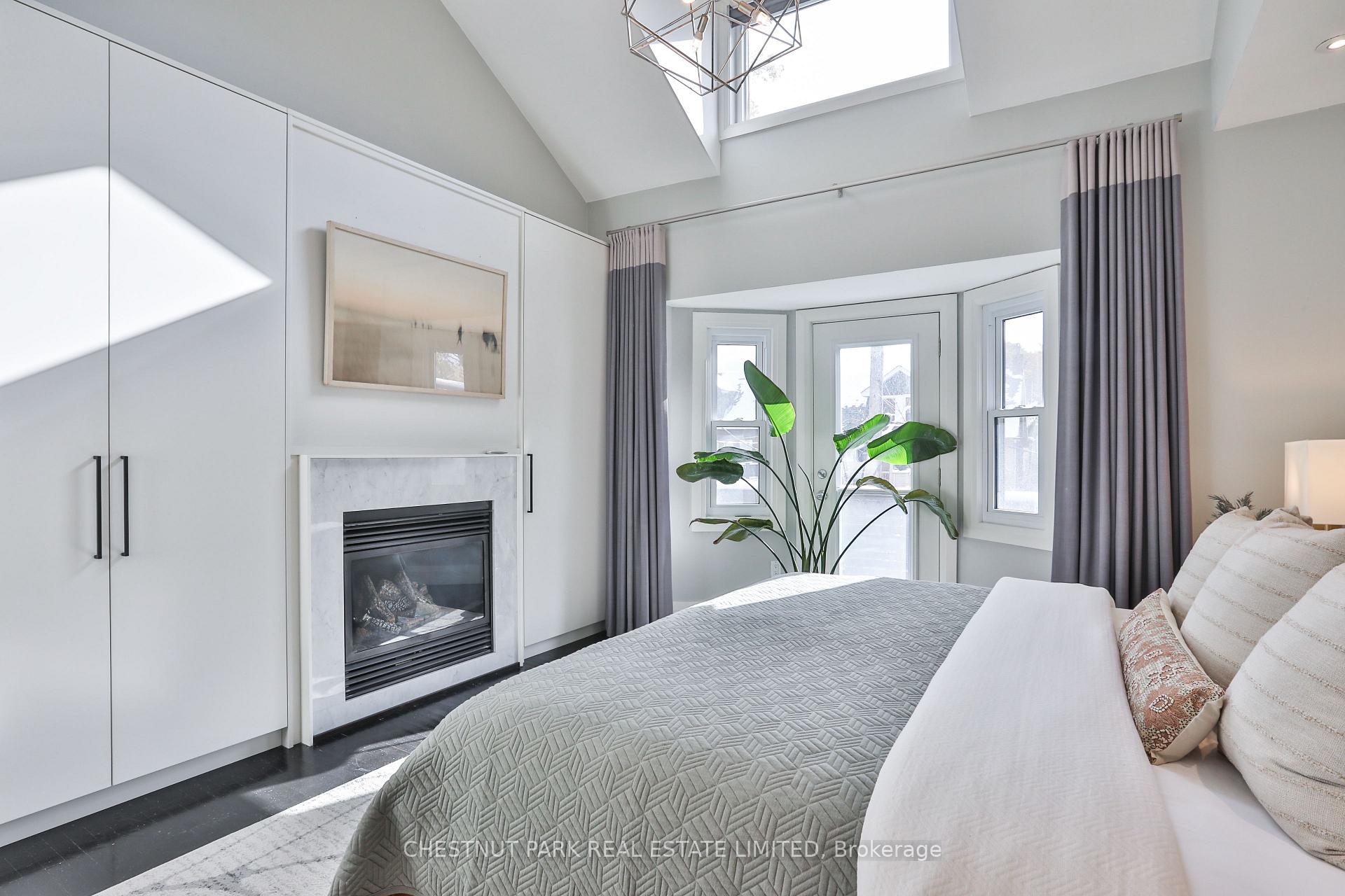 Photo 3 of 122 Ivy Avenue, Toronto, South Riverdale — HOMEH