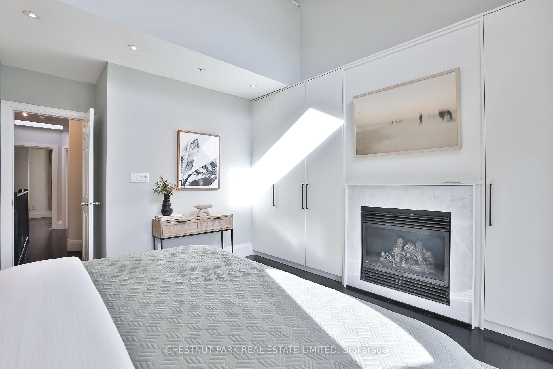Photo 4 of 122 Ivy Avenue, Toronto, South Riverdale — HOMEH