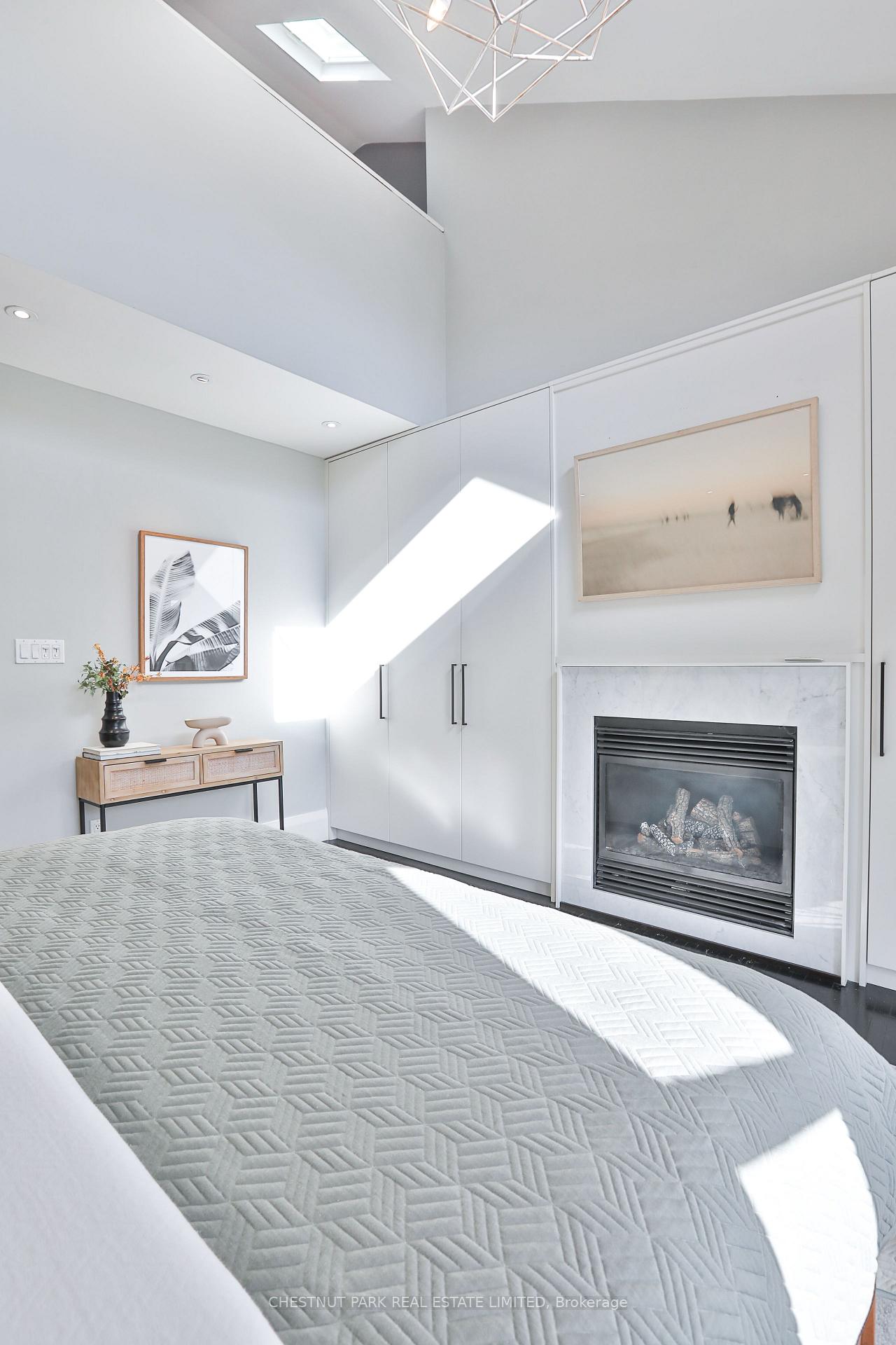 Photo 5 of 122 Ivy Avenue, Toronto, South Riverdale — HOMEH
