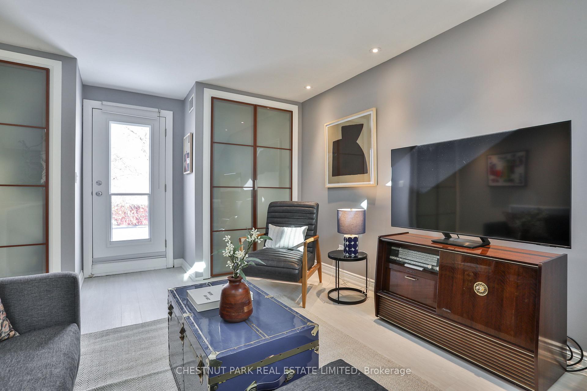 Photo 15 of 122 Ivy Avenue, Toronto, South Riverdale — HOMEH