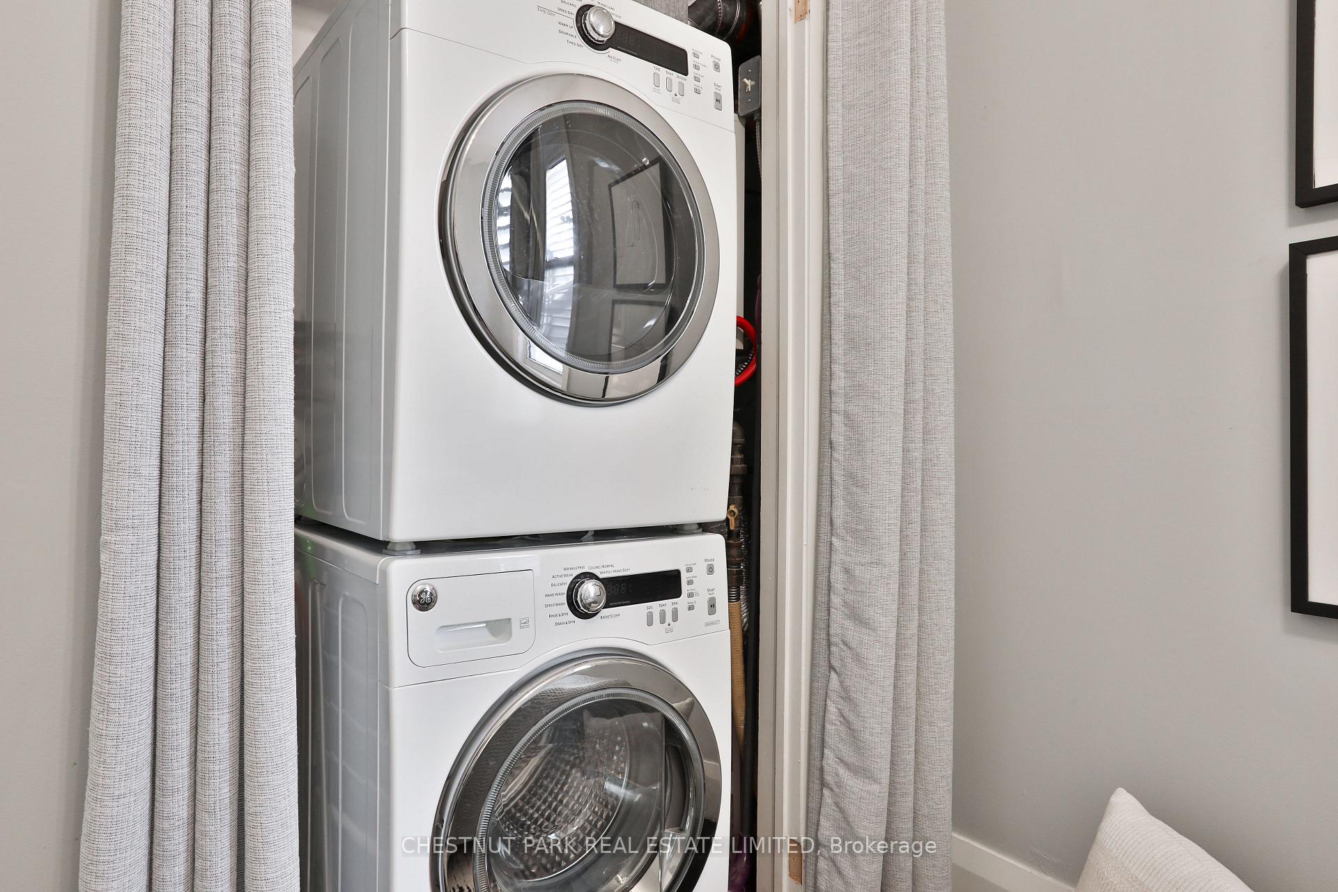 Photo 17 of 122 Ivy Avenue, Toronto, South Riverdale — HOMEH