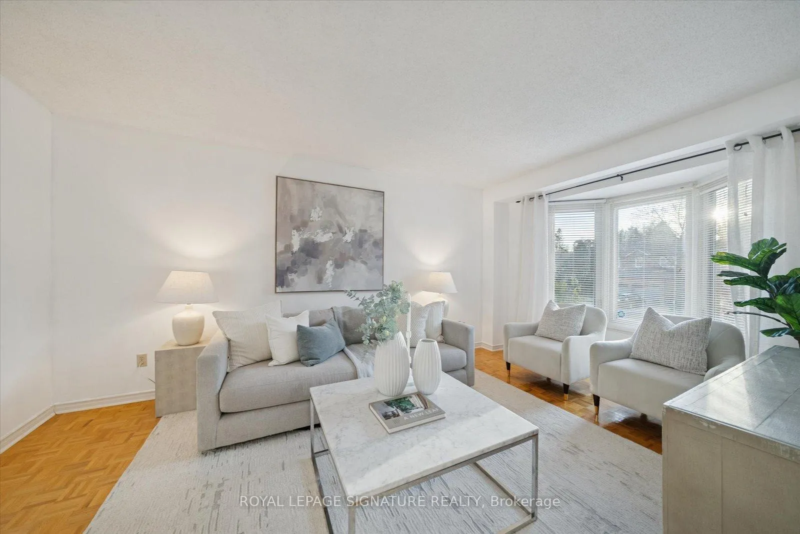 Photo 4 of 2015 Lynn Heights Drive, Pickering, Liverpool — HOMEH