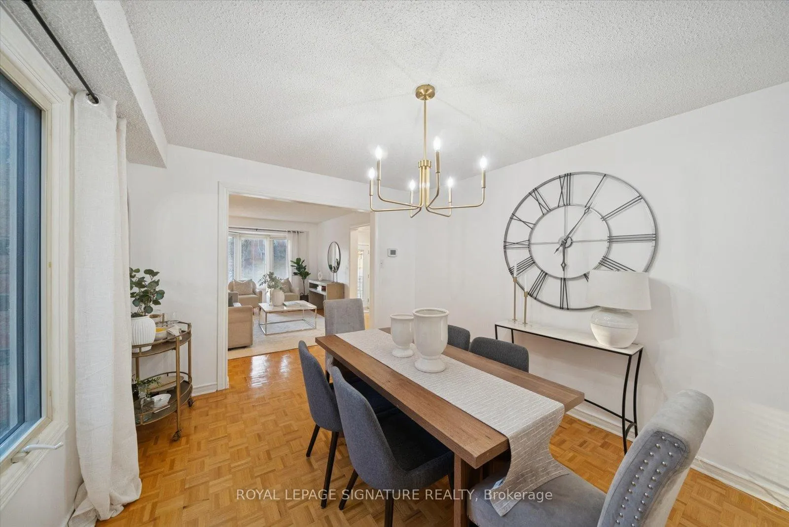 Photo 8 of 2015 Lynn Heights Drive, Pickering, Liverpool — HOMEH