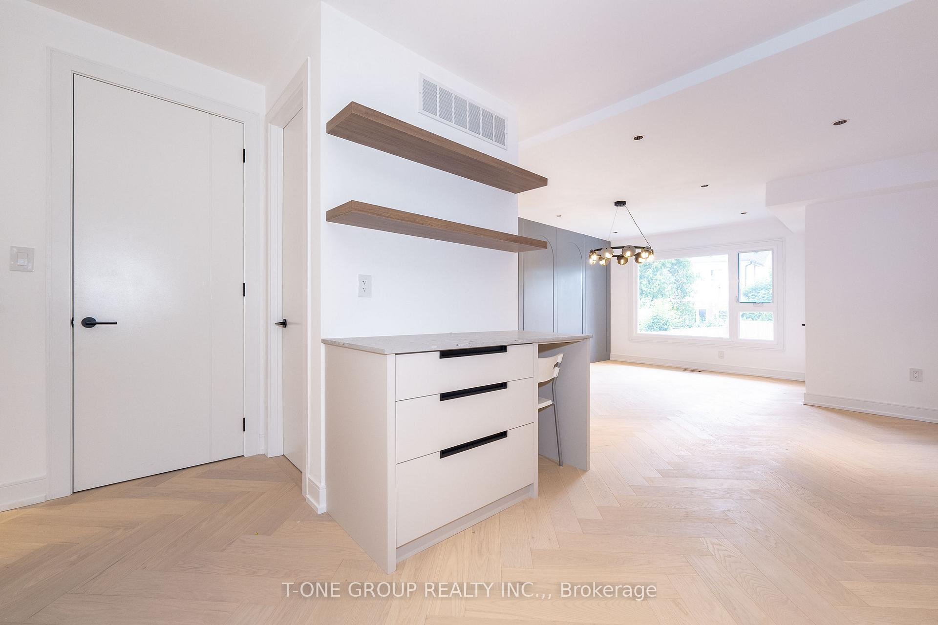 Photo 8 of 68 Harris Avenue, Toronto, East End-Danforth — HOMEH