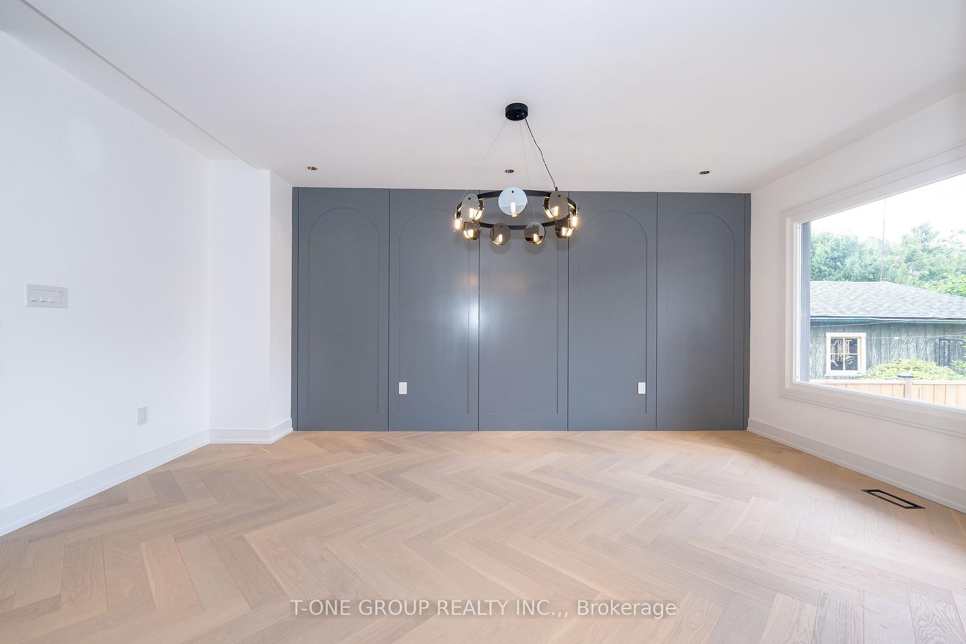 Photo 9 of 68 Harris Avenue, Toronto, East End-Danforth — HOMEH