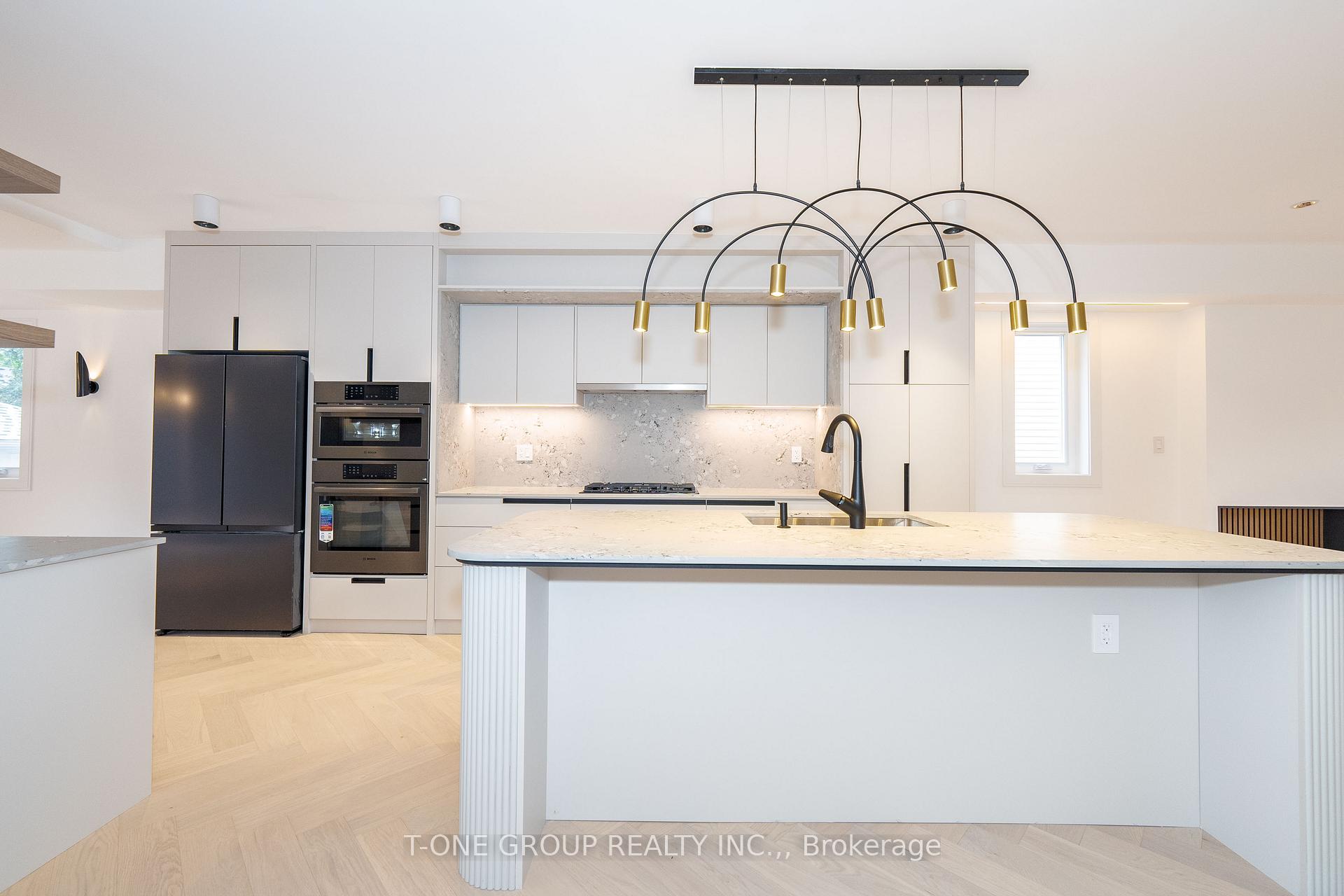 Photo 11 of 68 Harris Avenue, Toronto, East End-Danforth — HOMEH