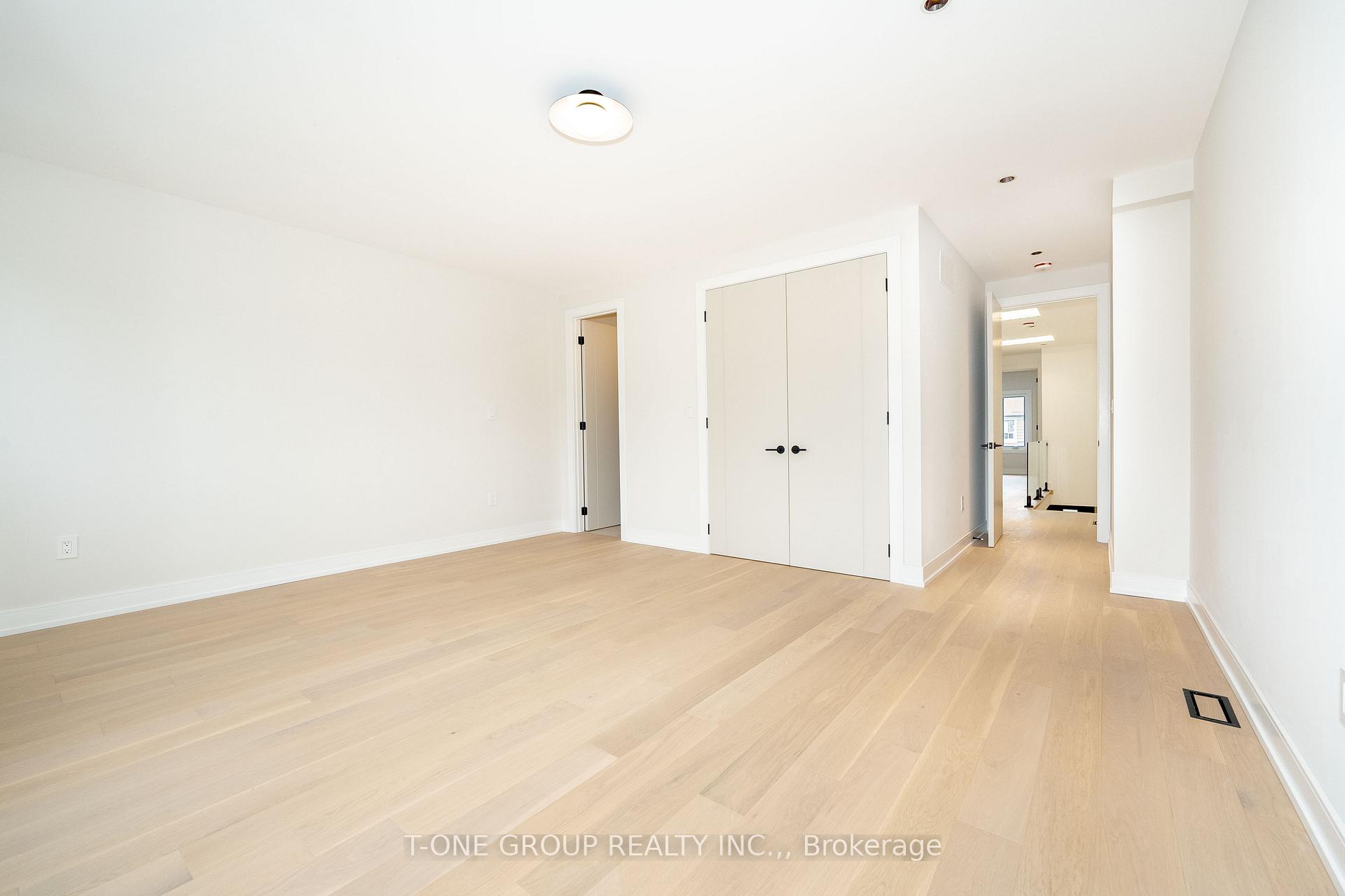 Photo 15 of 68 Harris Avenue, Toronto, East End-Danforth — HOMEH