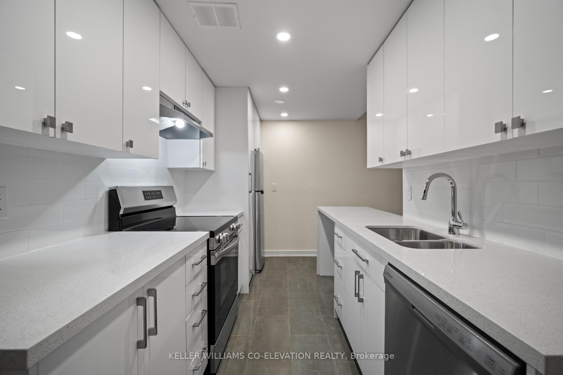Photo 1 of Unit 207, 165 Balliol Street, Toronto, Mount Pleasant West — HOMEH