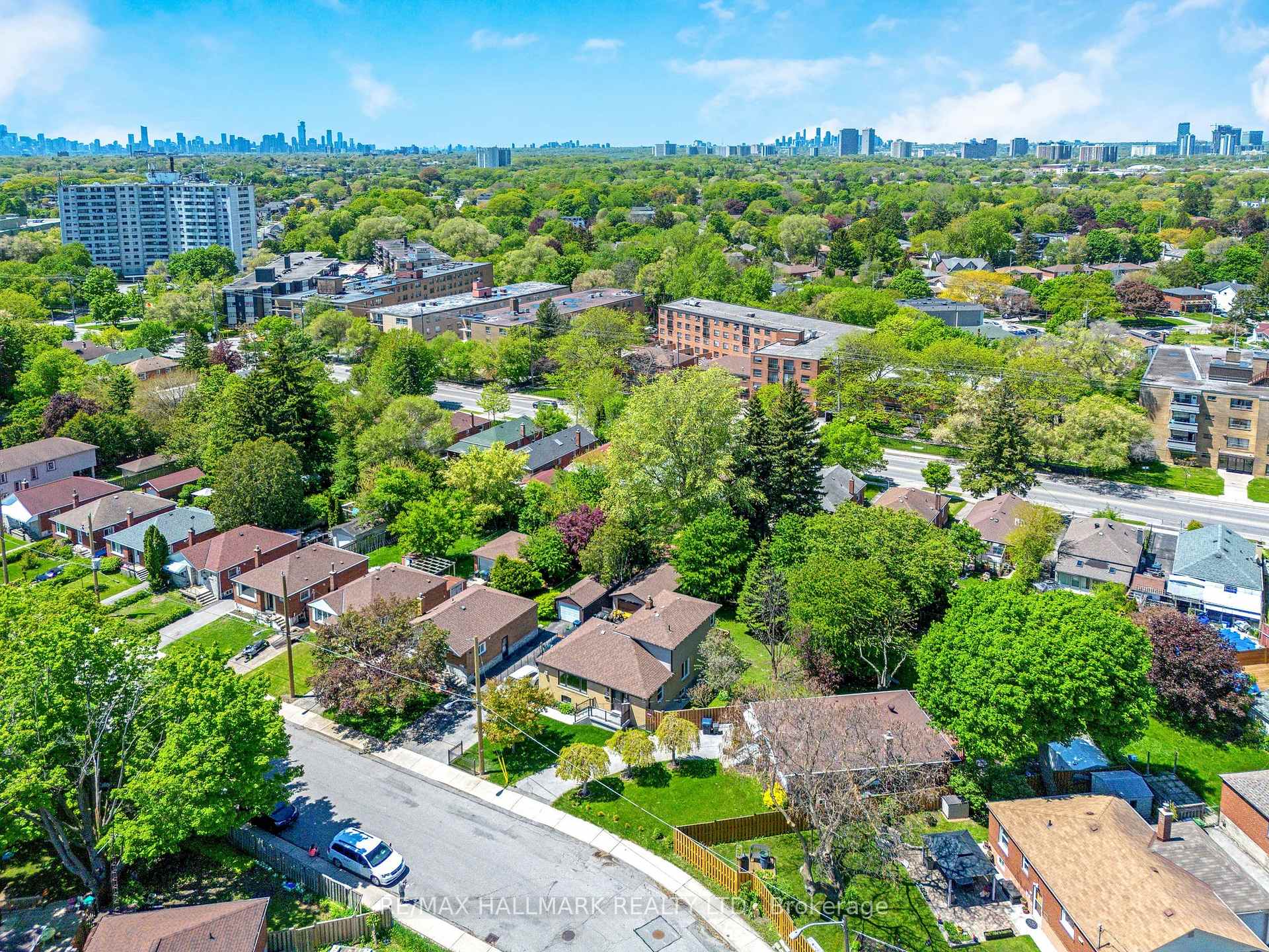 Photo 26 of 142 Meighen Avenue, Toronto, O'Connor-Parkview — HOMEH