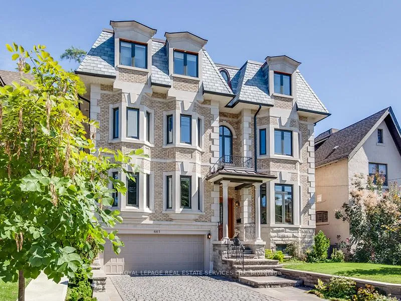Front of 441 Oriole Parkway