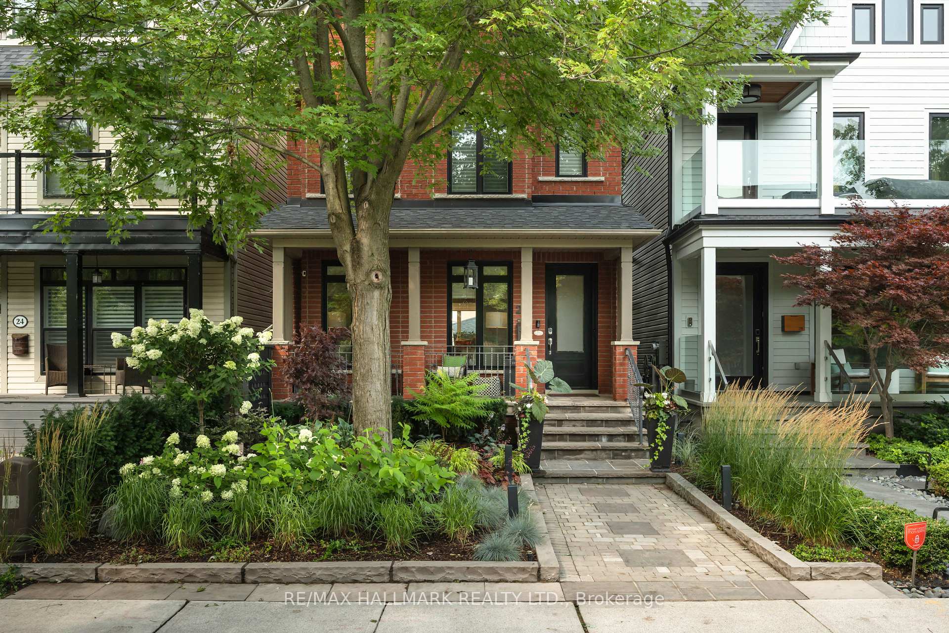 Photo 1 of 26 Winners Circle, Toronto, The Beaches — HOMEH