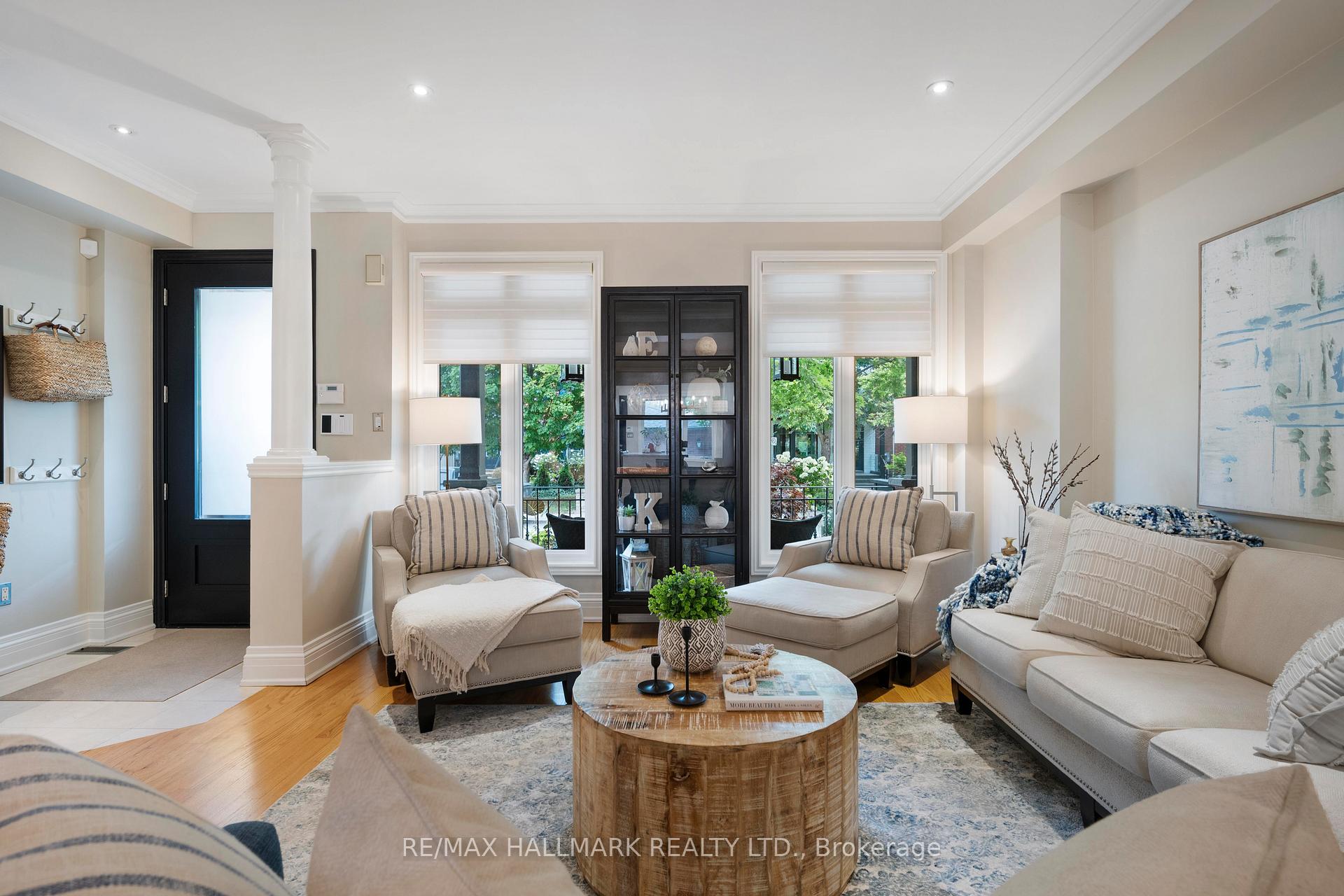 Photo 8 of 26 Winners Circle, Toronto, The Beaches — HOMEH