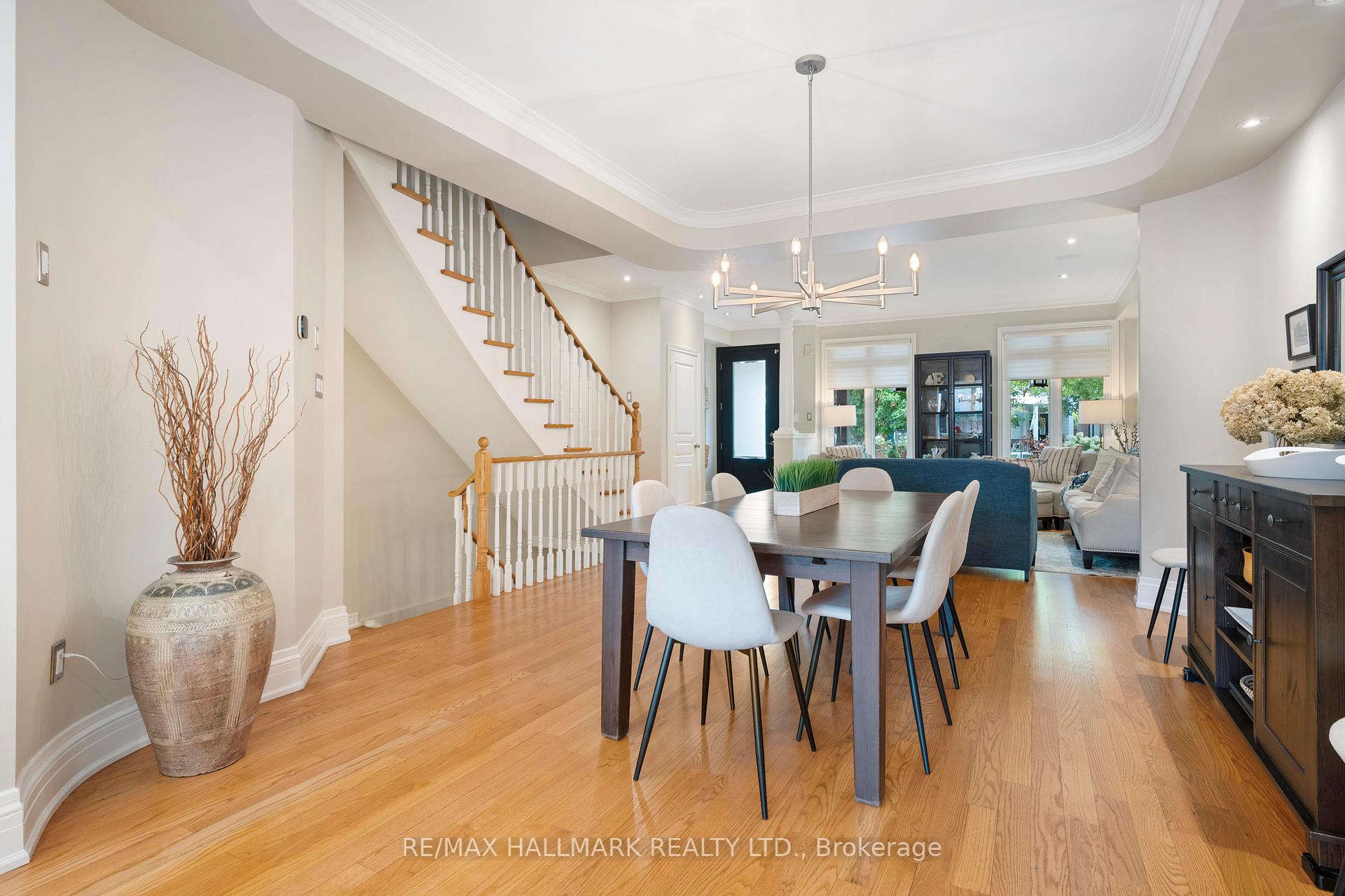 Photo 17 of 26 Winners Circle, Toronto, The Beaches — HOMEH