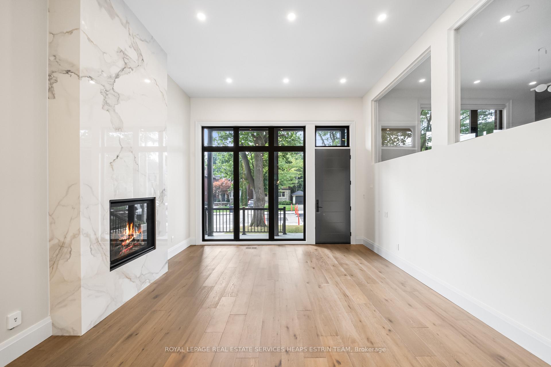 Photo 2 of 66 Parkhurst Boulevard, Toronto, Leaside — HOMEH