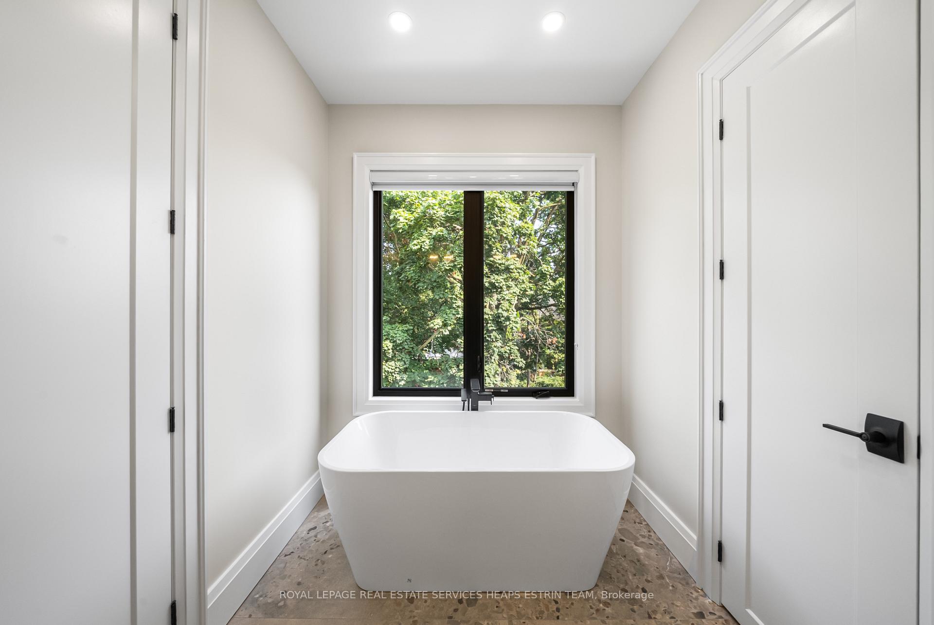 Photo 19 of 66 Parkhurst Boulevard, Toronto, Leaside — HOMEH