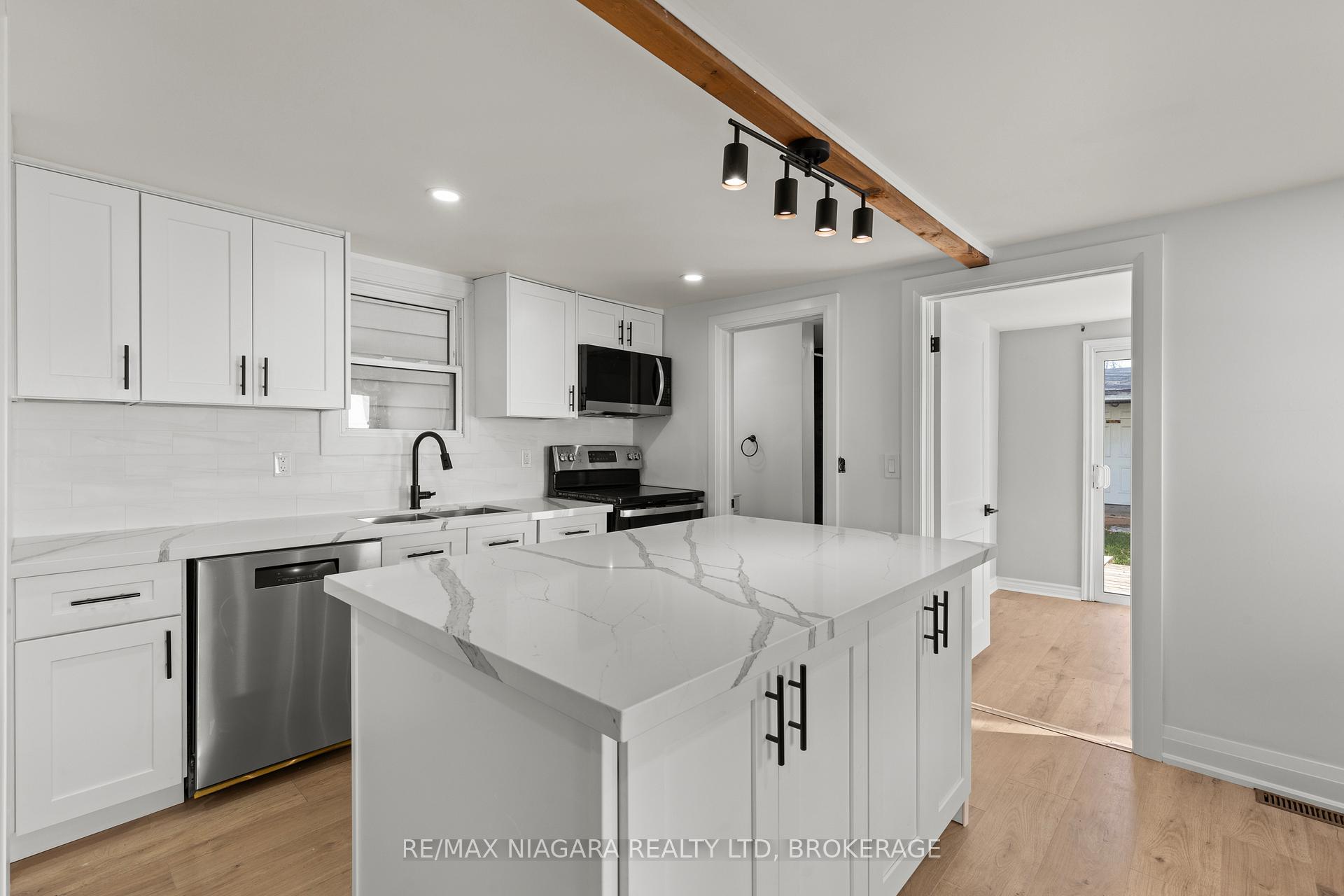 Photo 1 of 140 Clara Street, Thorold, Allanburg/Thorold South — HOMEH