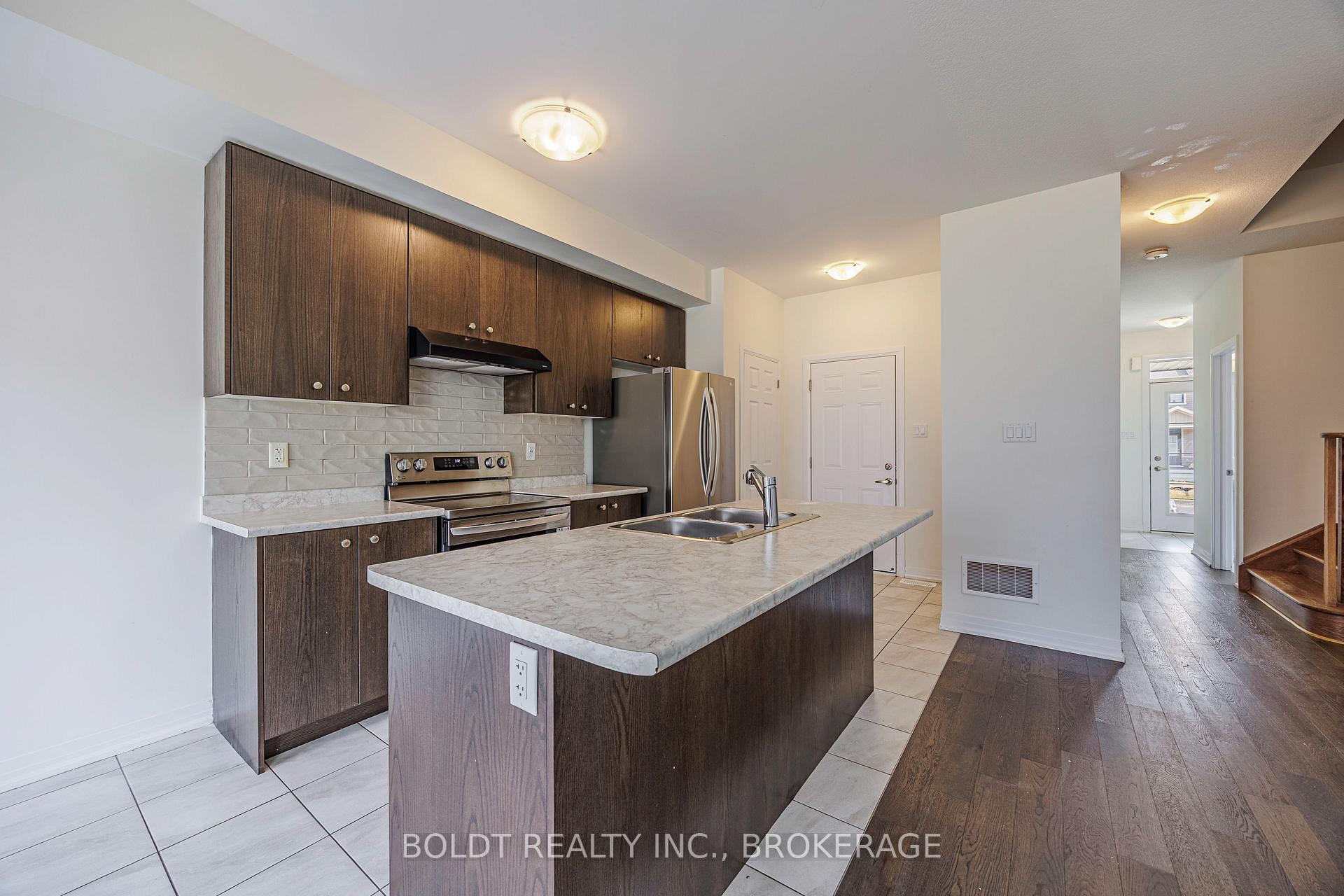Photo 4 of 122 Brighton Lane, Thorold, Rolling Meadows — HOMEH