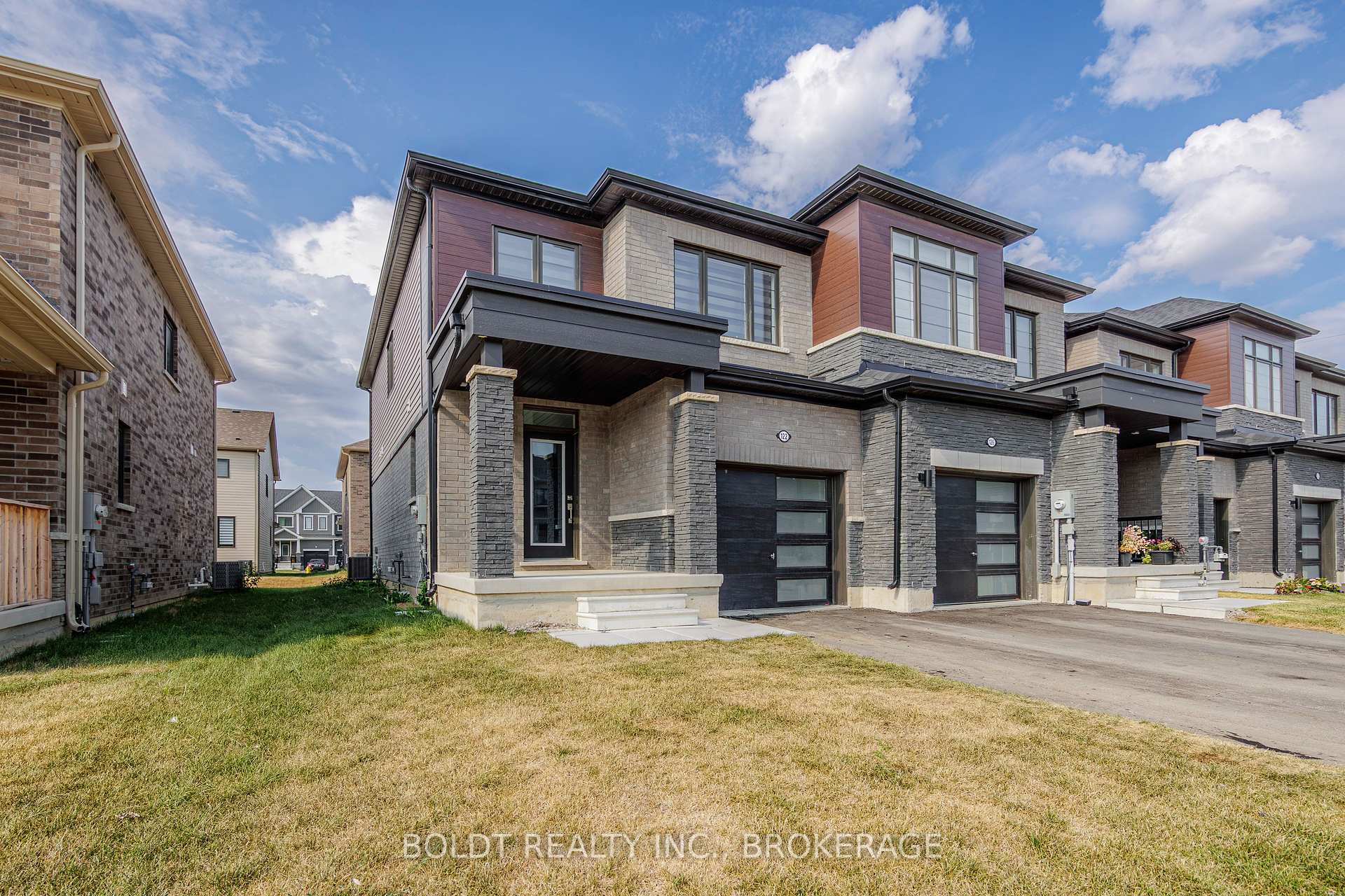 Photo 11 of 122 Brighton Lane, Thorold, Rolling Meadows — HOMEH