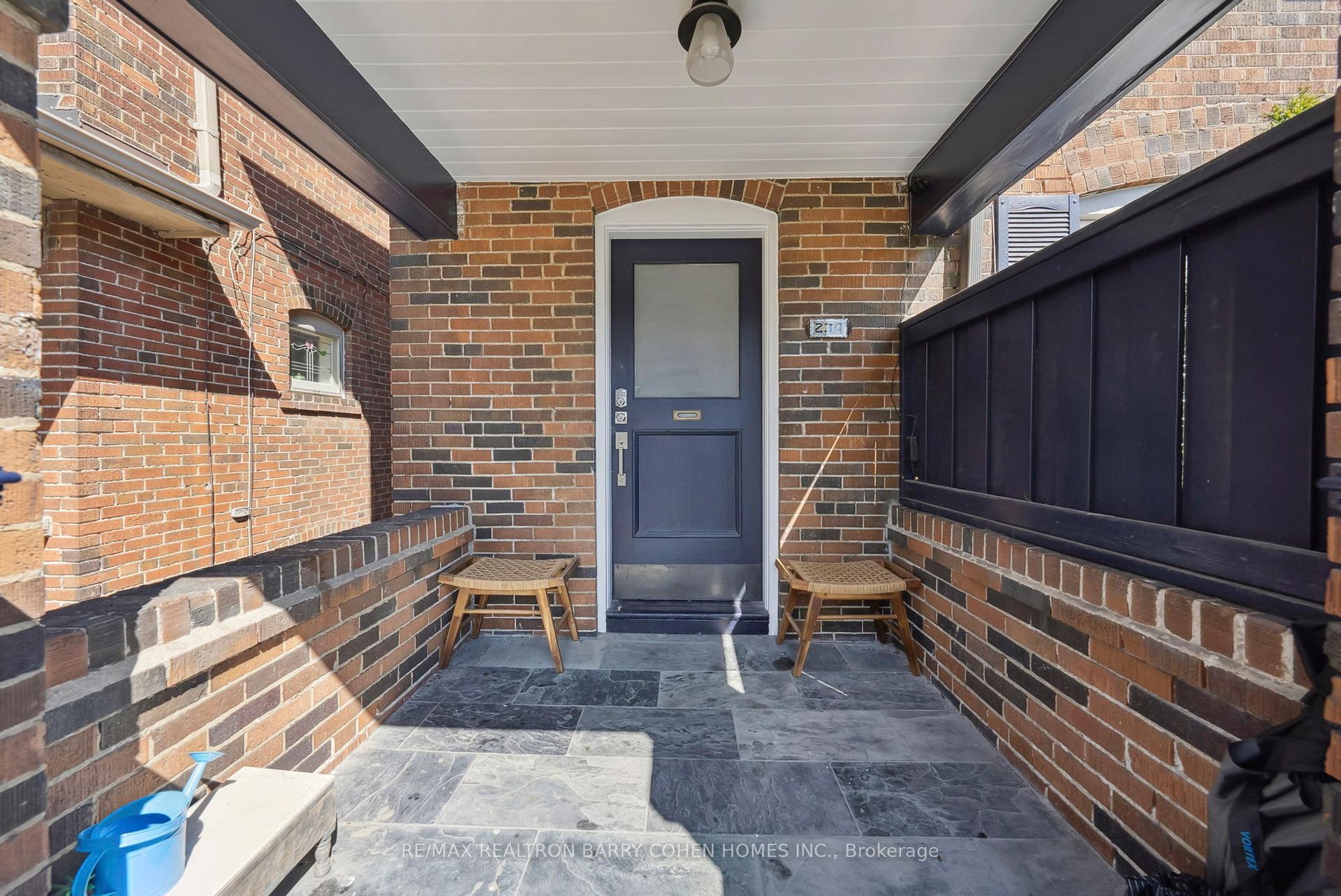 Photo 4 of 234 Heath Street E, Toronto, Rosedale-Moore Park — HOMEH