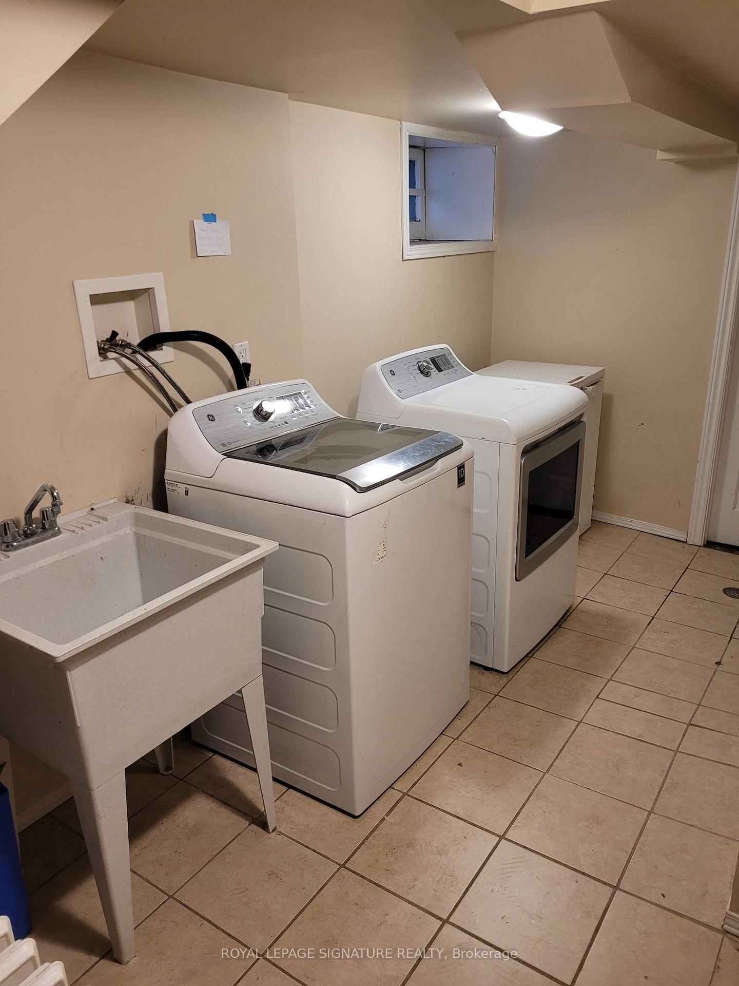 Photo 13 of Unit Main Floor, 20 Scarborough Road, Toronto, The Beaches — HOMEH