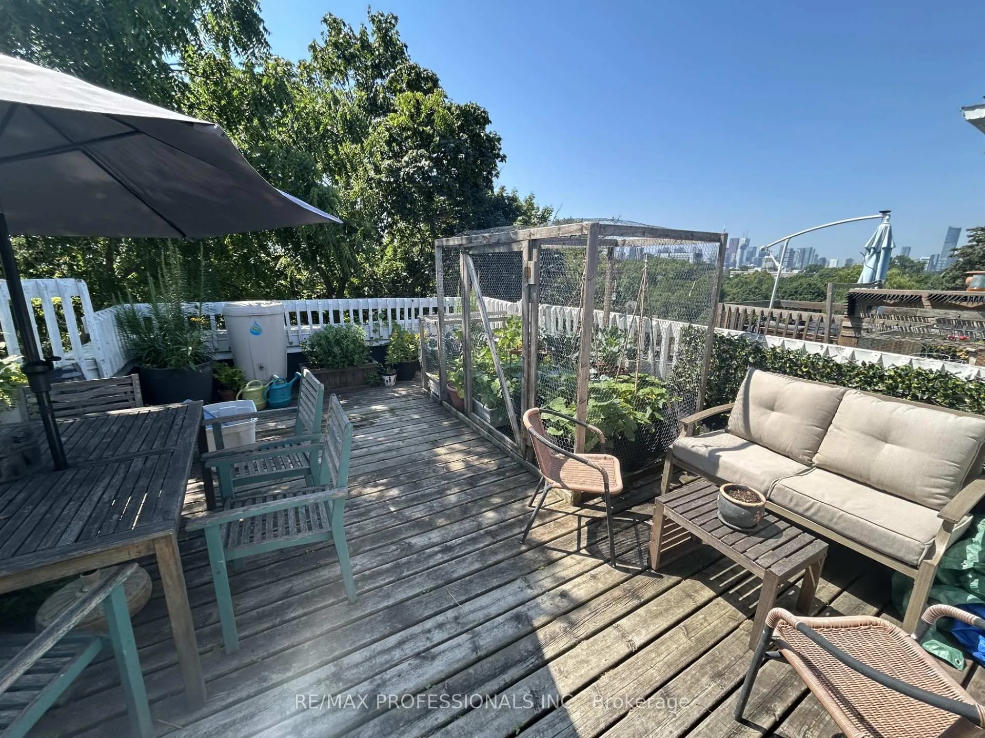 Photo 8 of Unit 4, 41 Albermarle Avenue, Toronto, North Riverdale — HOMEH