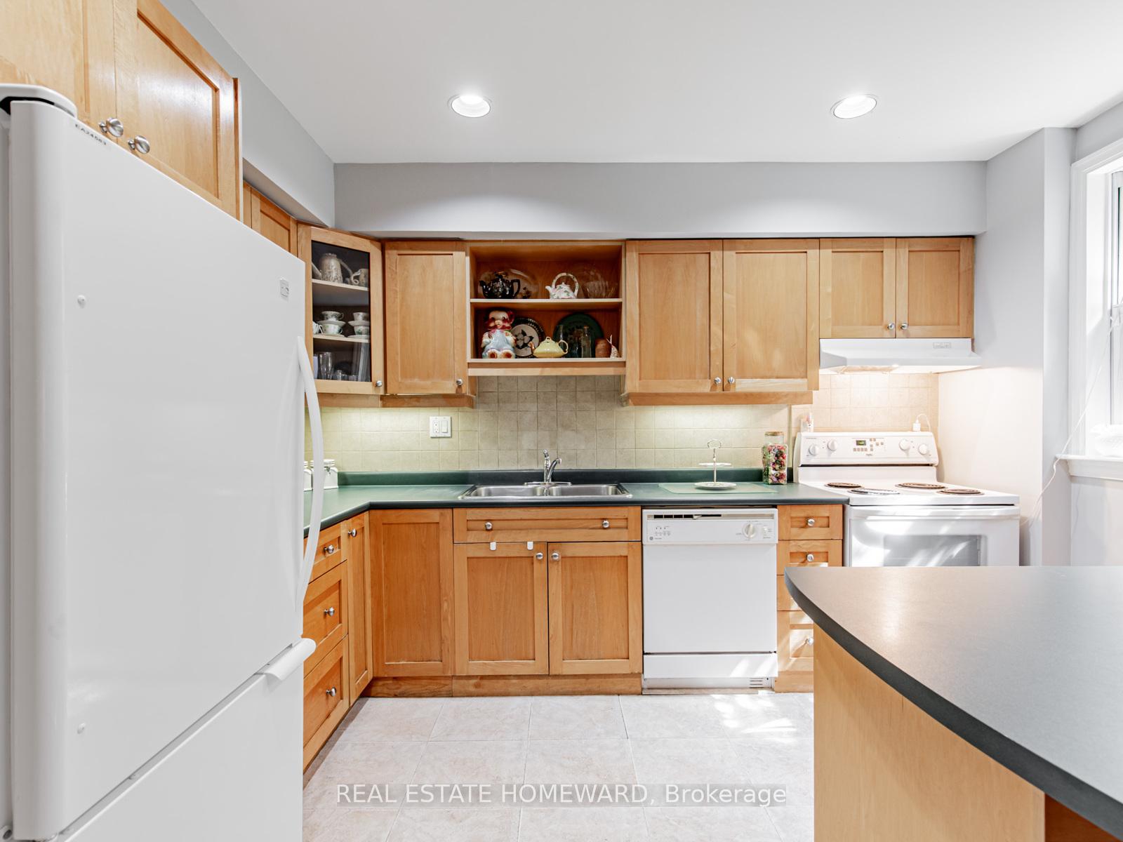 Photo 16 of 87 Harcourt Avenue, Toronto, Blake-Jones — HOMEH