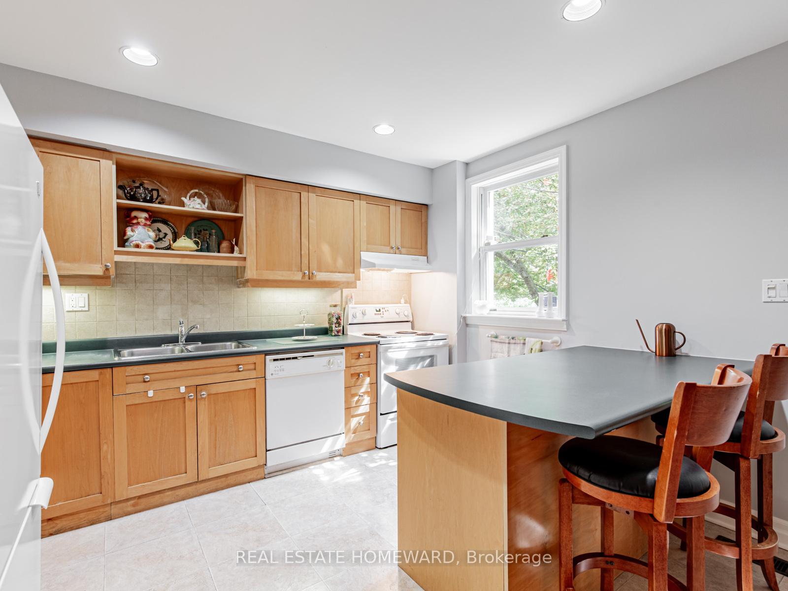 Photo 17 of 87 Harcourt Avenue, Toronto, Blake-Jones — HOMEH