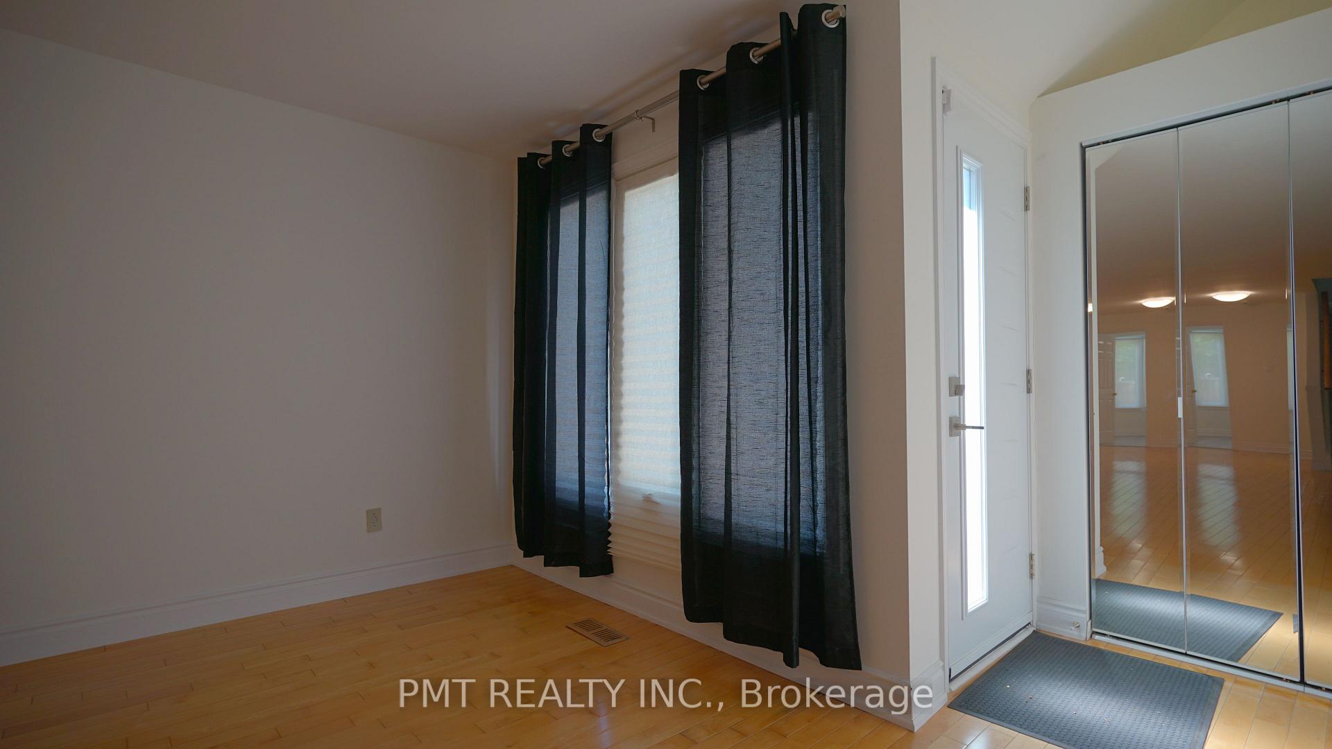 Photo 3 of 597 Roehampton Avenue, Toronto, Mount Pleasant East — HOMEH