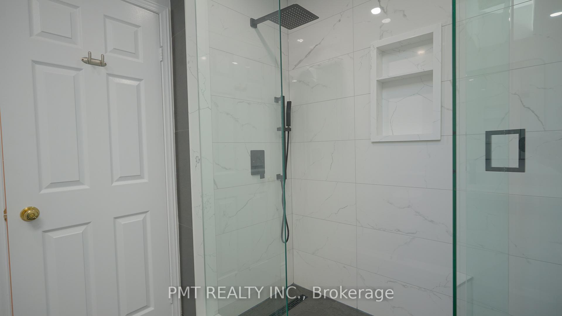 Photo 25 of 597 Roehampton Avenue, Toronto, Mount Pleasant East — HOMEH
