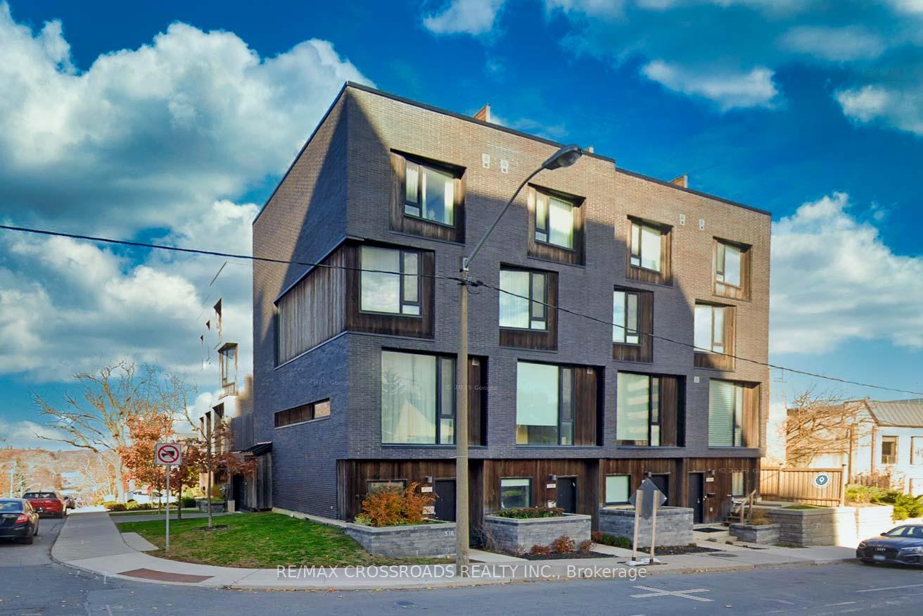 Photo 4 of 536A Eglinton Avenue E, Toronto, Mount Pleasant East — HOMEH