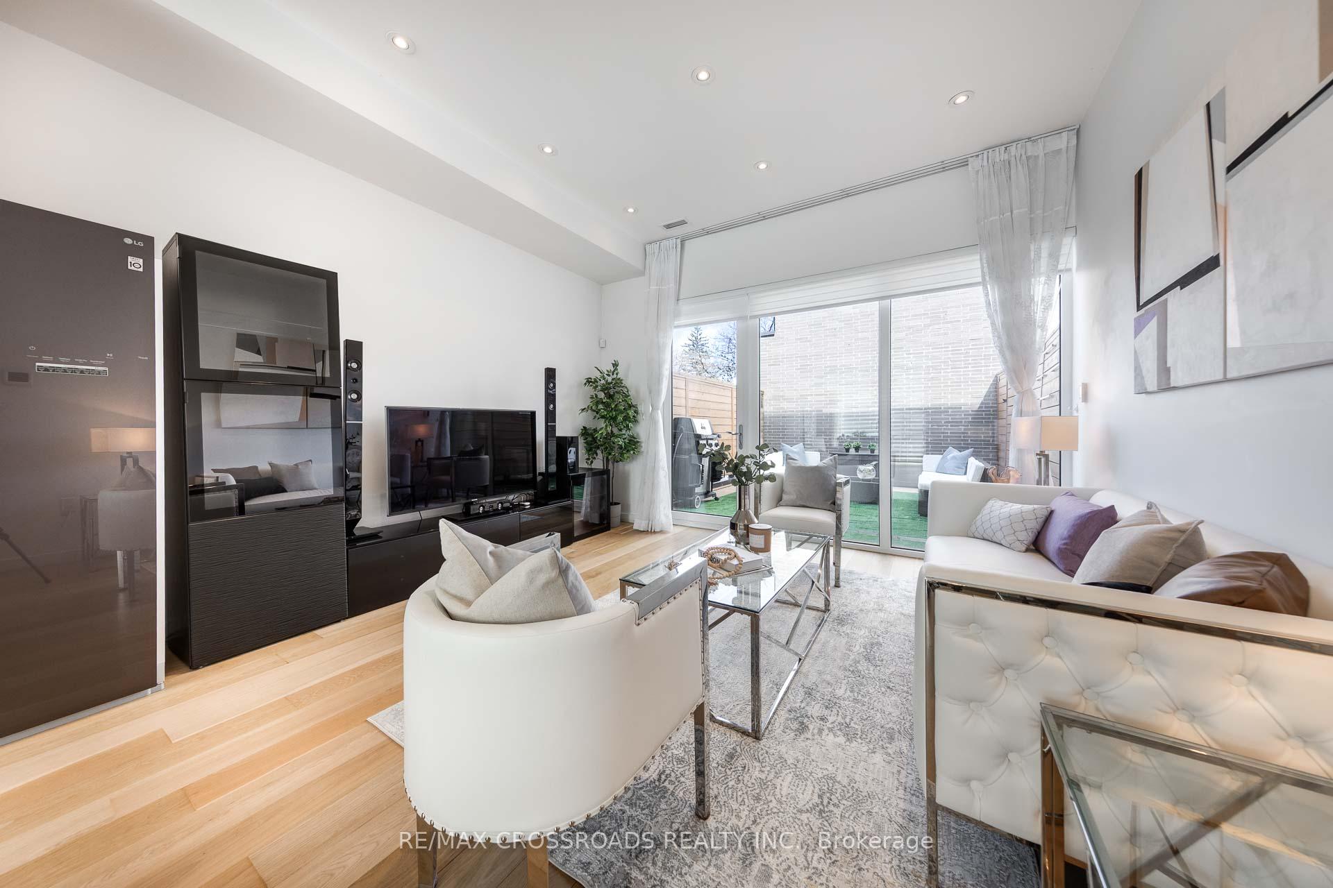 Photo 12 of 536A Eglinton Avenue E, Toronto, Mount Pleasant East — HOMEH