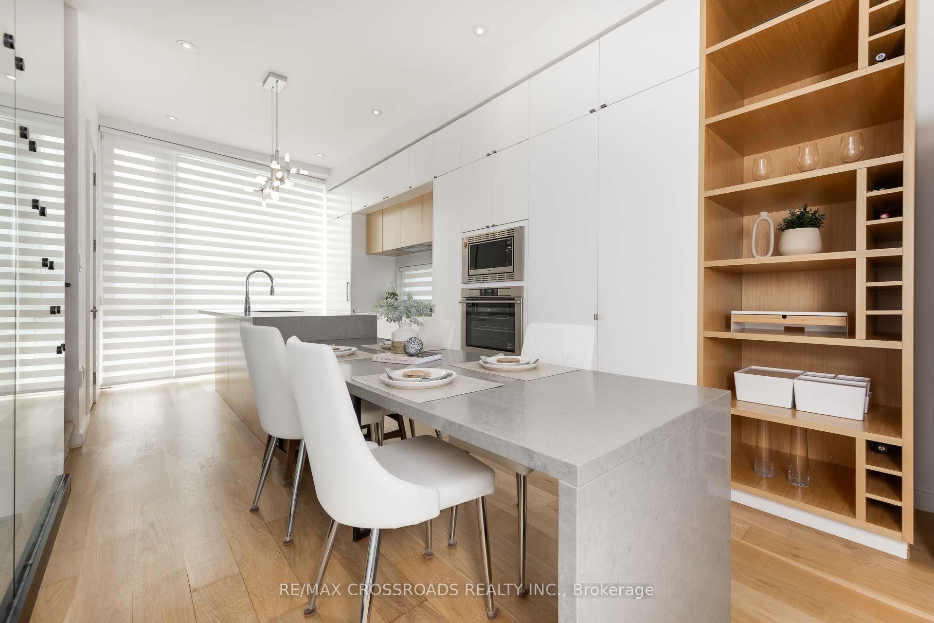 Photo 15 of 536A Eglinton Avenue E, Toronto, Mount Pleasant East — HOMEH