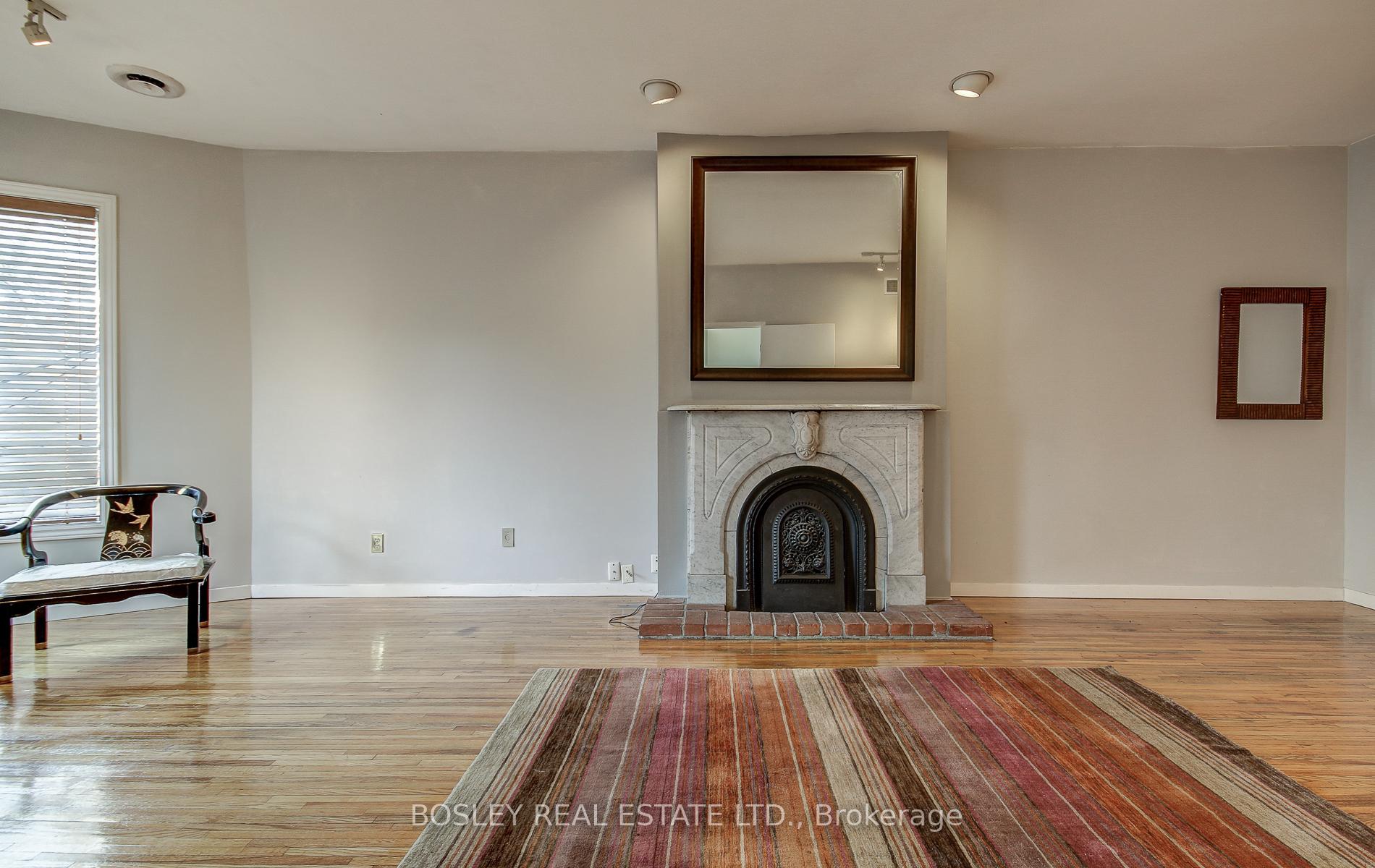 Photo 5 of Unit Upper, 376 Berkeley Street, Toronto, Moss Park — HOMEH