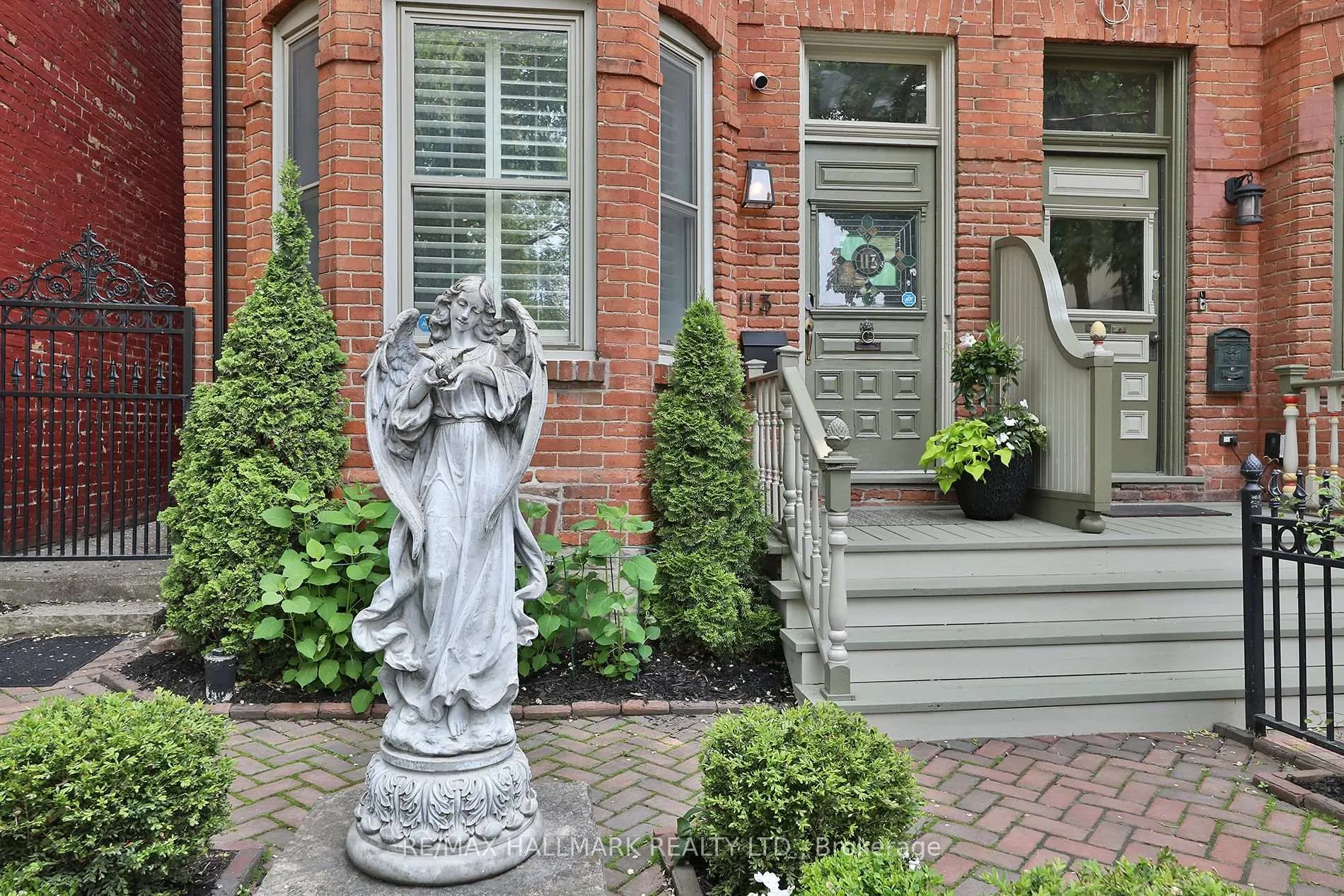 Photo 2 of 113 Trinity Street, Toronto, Moss Park — HOMEH