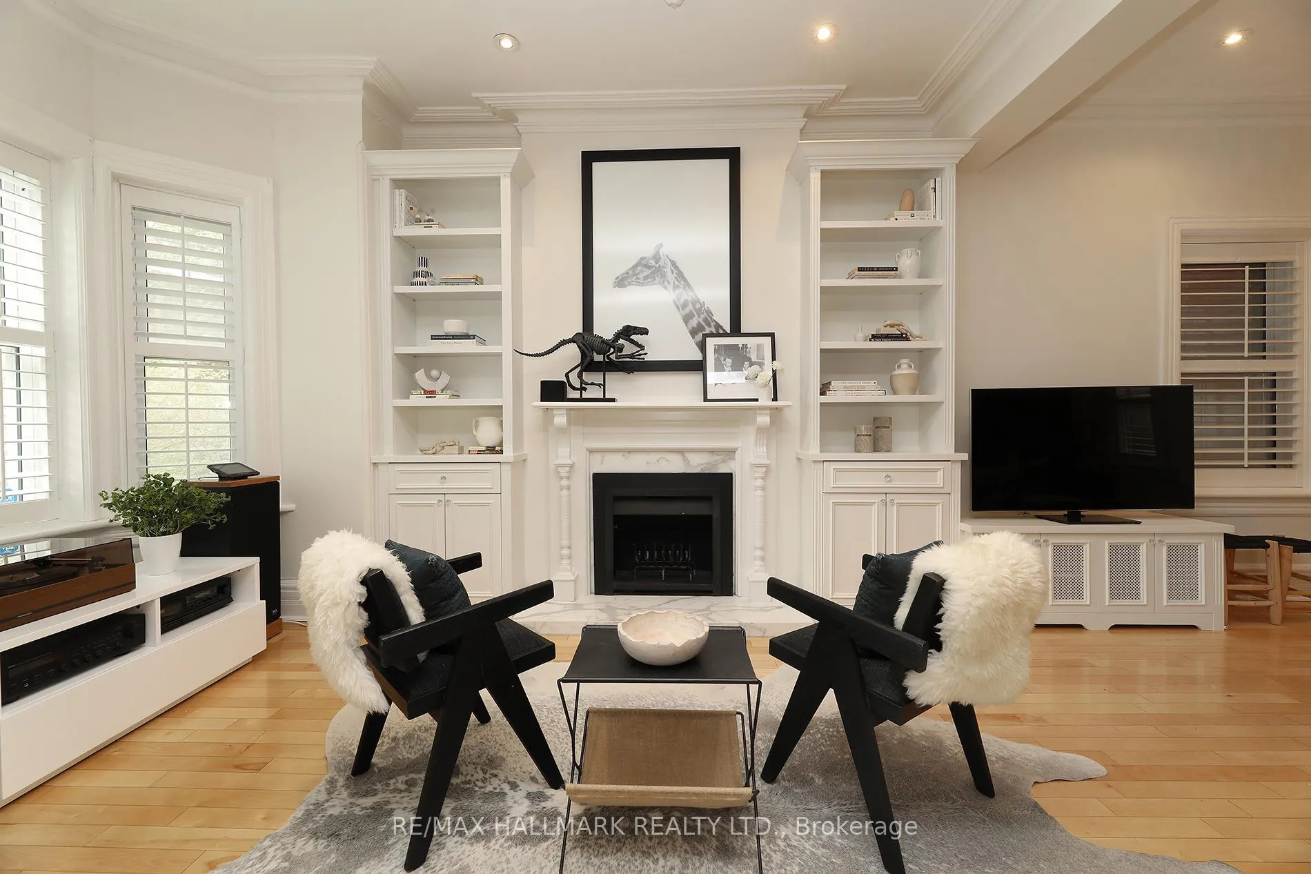 Photo 4 of 113 Trinity Street, Toronto, Moss Park — HOMEH