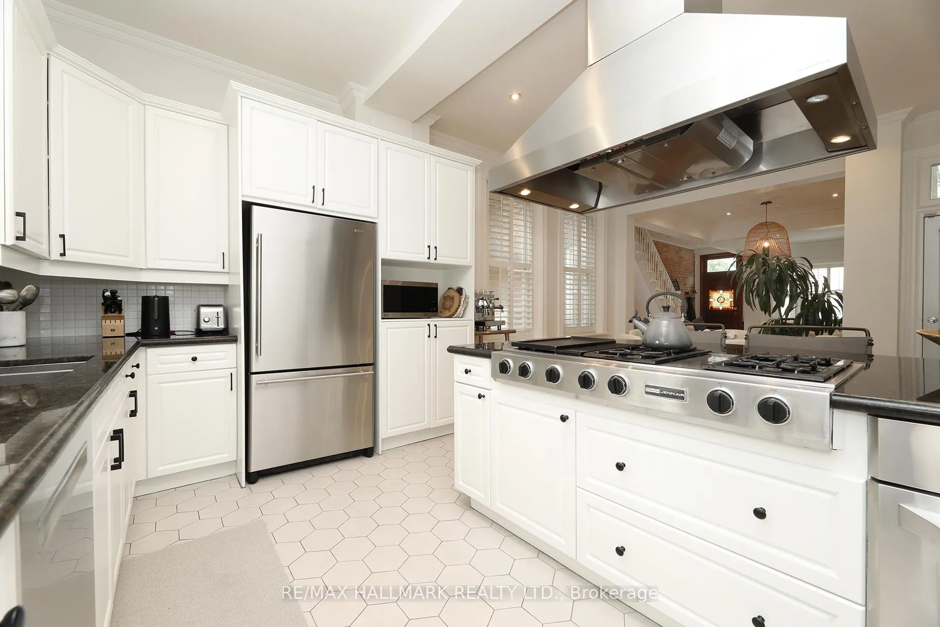 Photo 12 of 113 Trinity Street, Toronto, Moss Park — HOMEH