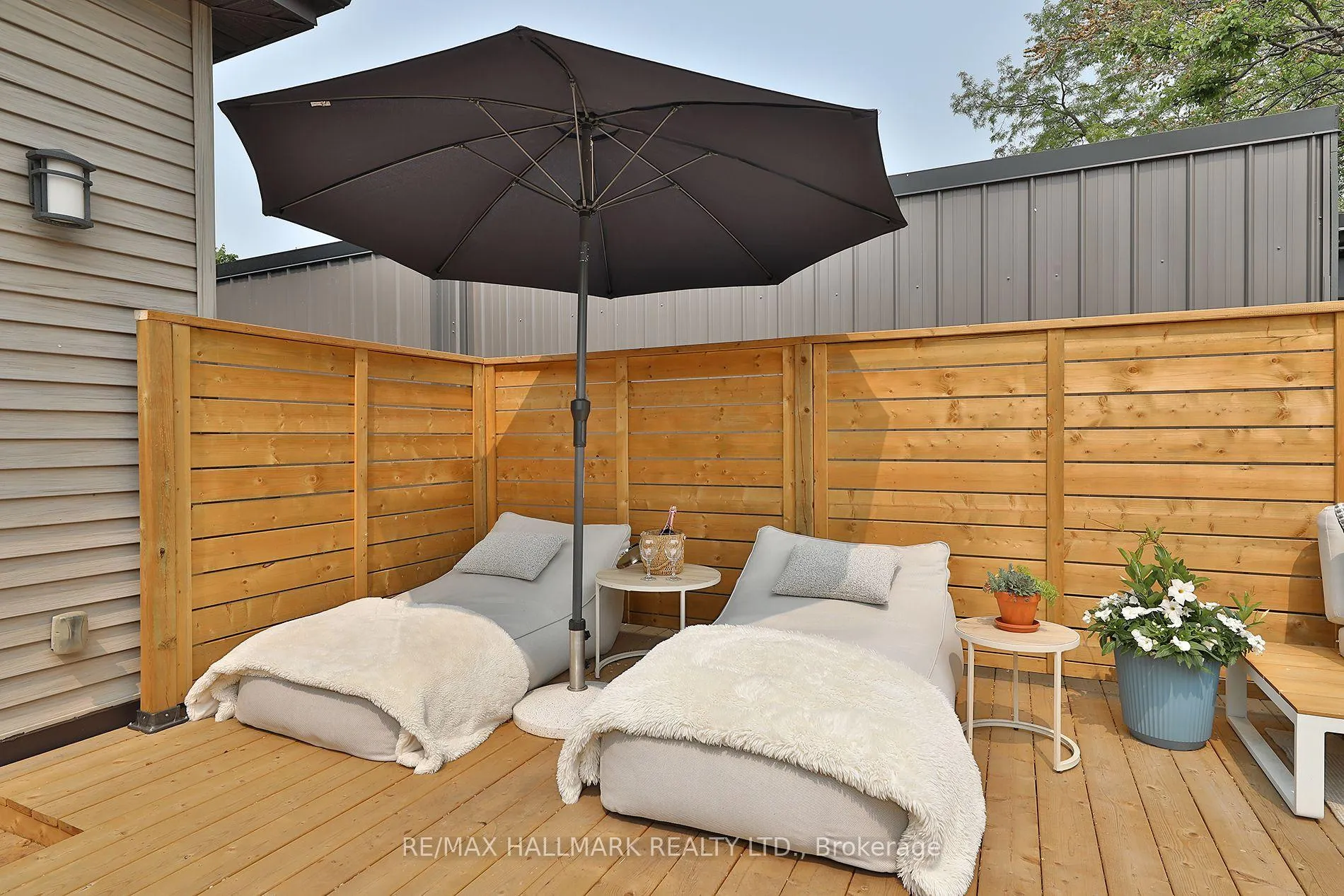 Photo 26 of 113 Trinity Street, Toronto, Moss Park — HOMEH