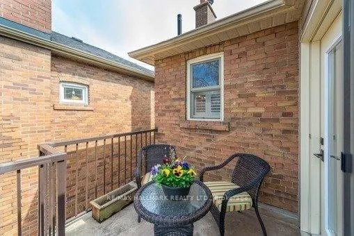 Photo 8 of 142 Forman Avenue, Toronto, Mount Pleasant East — HOMEH