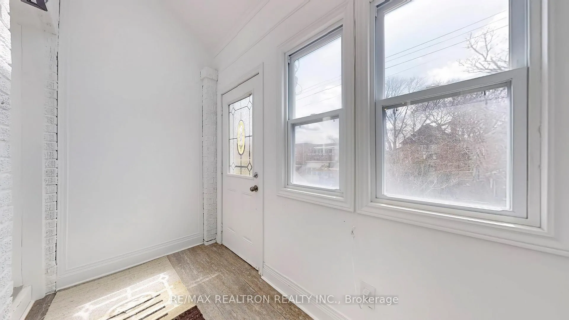 Photo 9 of 92 Walpole Avenue, Toronto, Greenwood-Coxwell — HOMEH