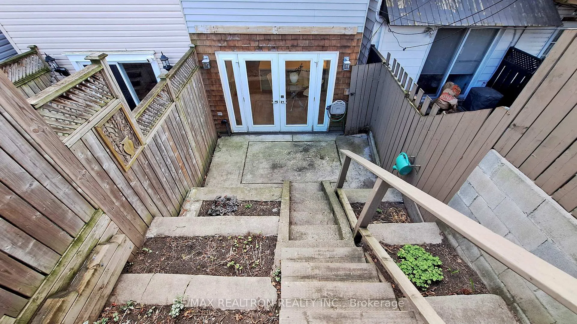 Photo 43 of 92 Walpole Avenue, Toronto, Greenwood-Coxwell — HOMEH