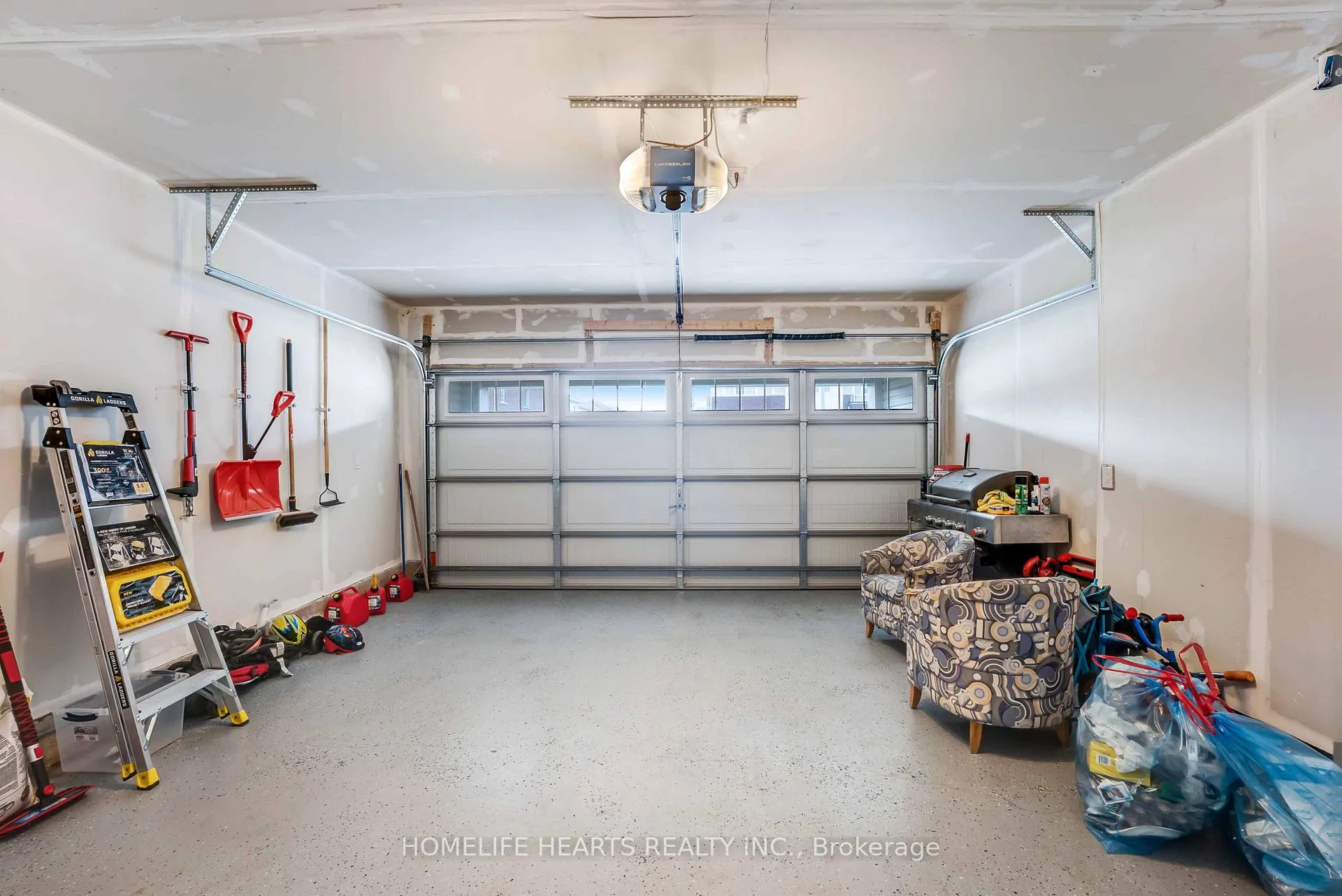 Photo 32 of 36 Esther Crescent, Thorold, Hurricane/Merrittville — HOMEH