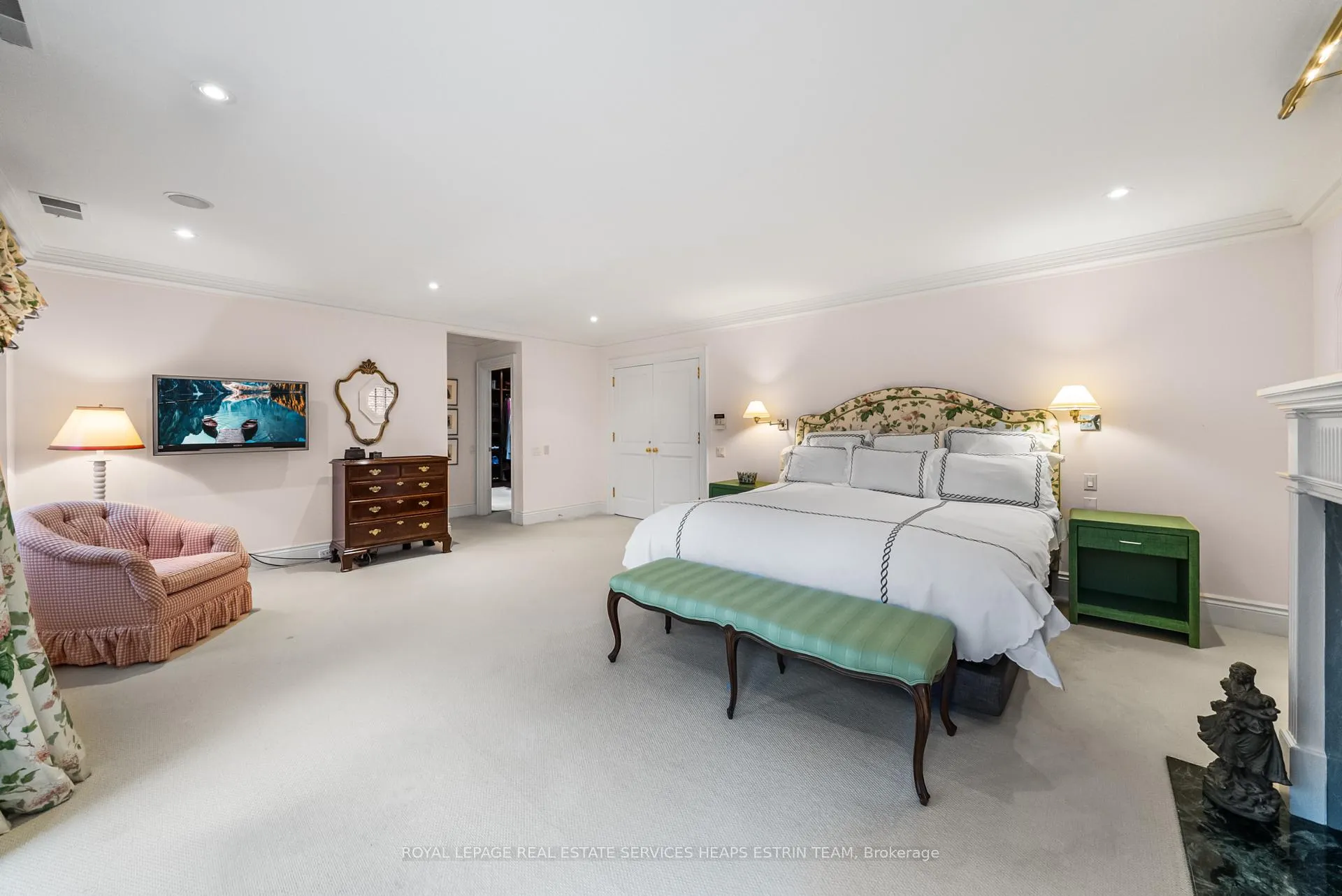 Photo 22 of 28 Hudson Drive, Toronto, Rosedale-Moore Park — HOMEH
