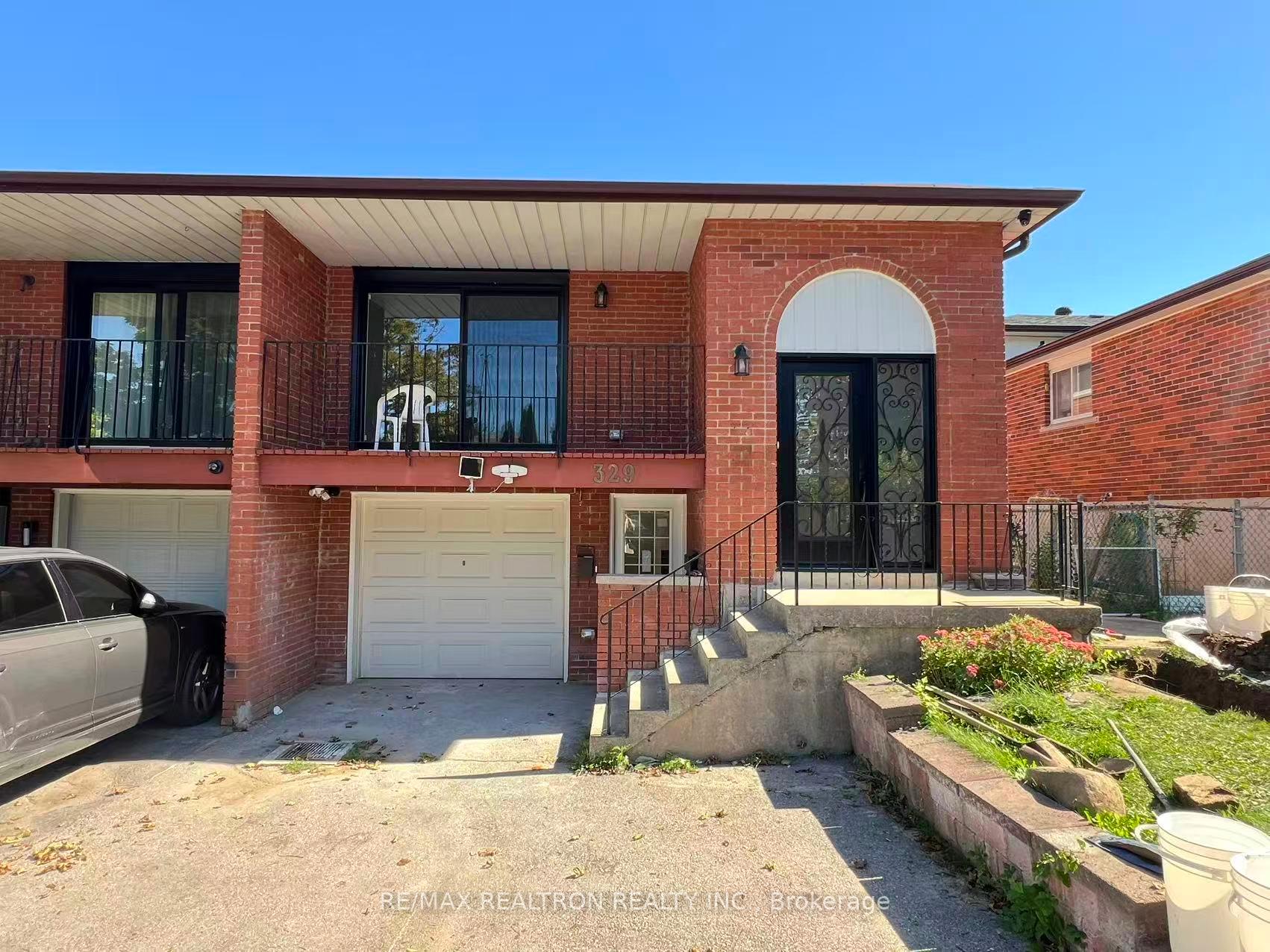 Front of Unit Upper, 329 Cherokee Boulevard