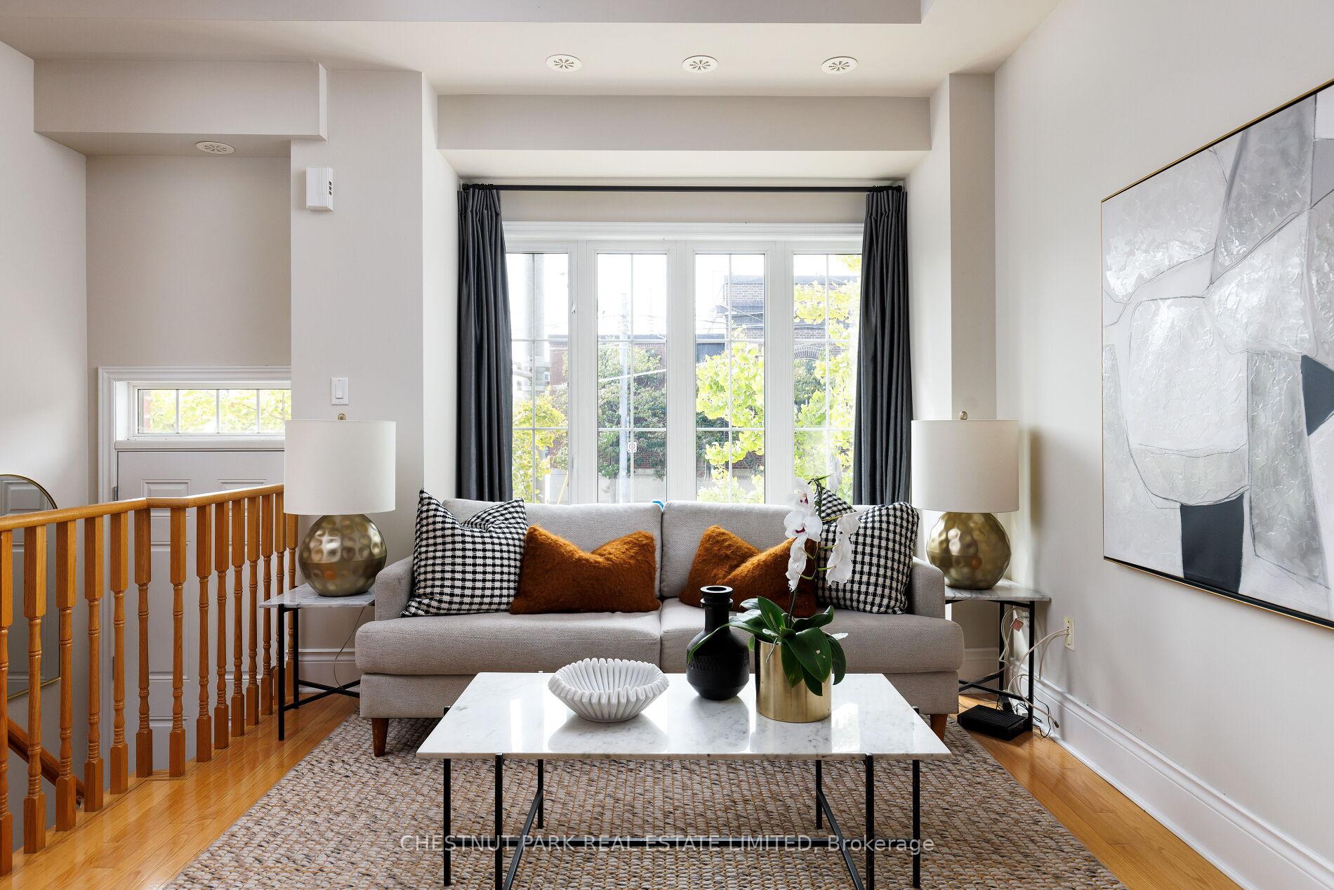 Photo 4 of 53 Connaught Avenue, Toronto, Greenwood-Coxwell — HOMEH